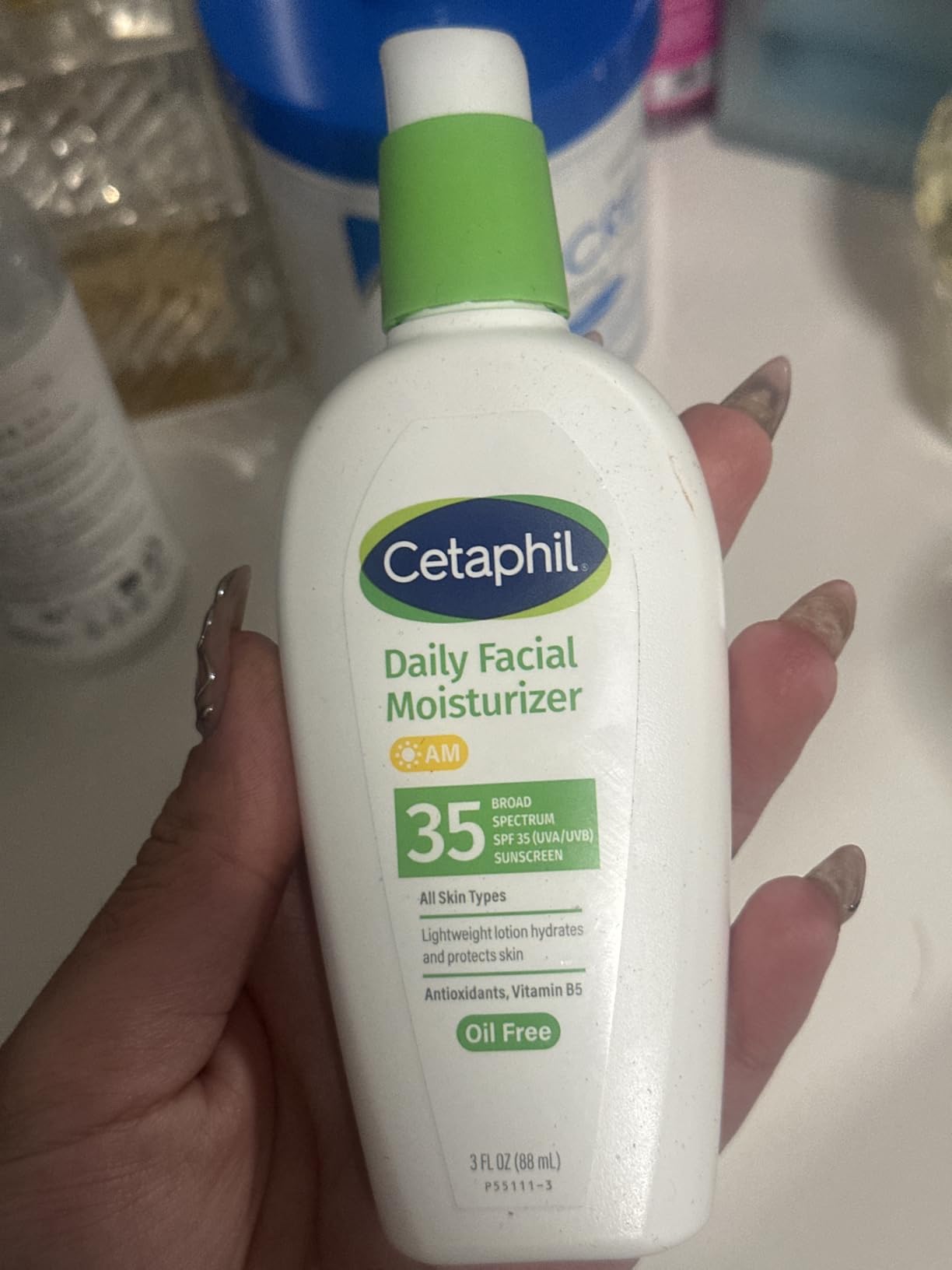 Cetaphil Face Moisturizer, Daily Oil Free Facial Moisturizer with SPF 35, For Dry or Oily Combination Sensitive Skin, Fragrance Free Face Lotion customer photo 2