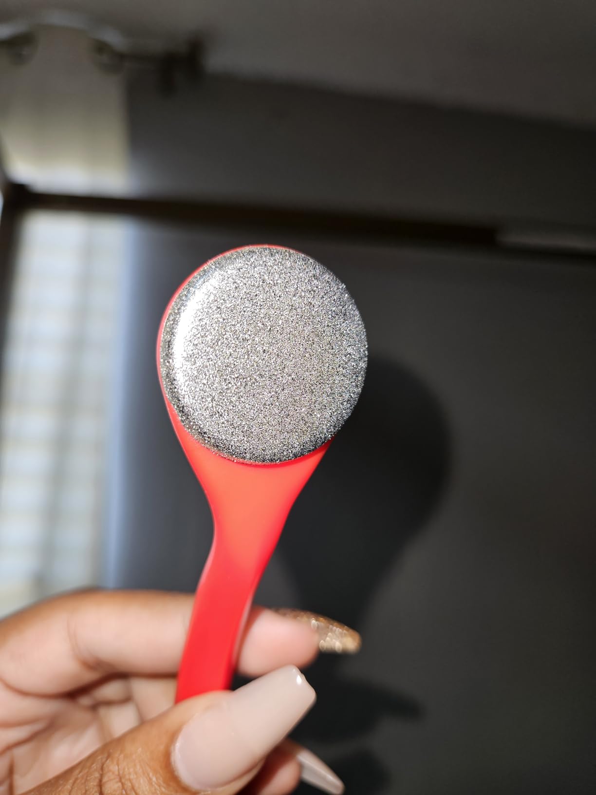 Revlon Microdermabrasion Wand, Gently Exfoliate Skin with Real Diamond Grit, 1 Count customer photo 1