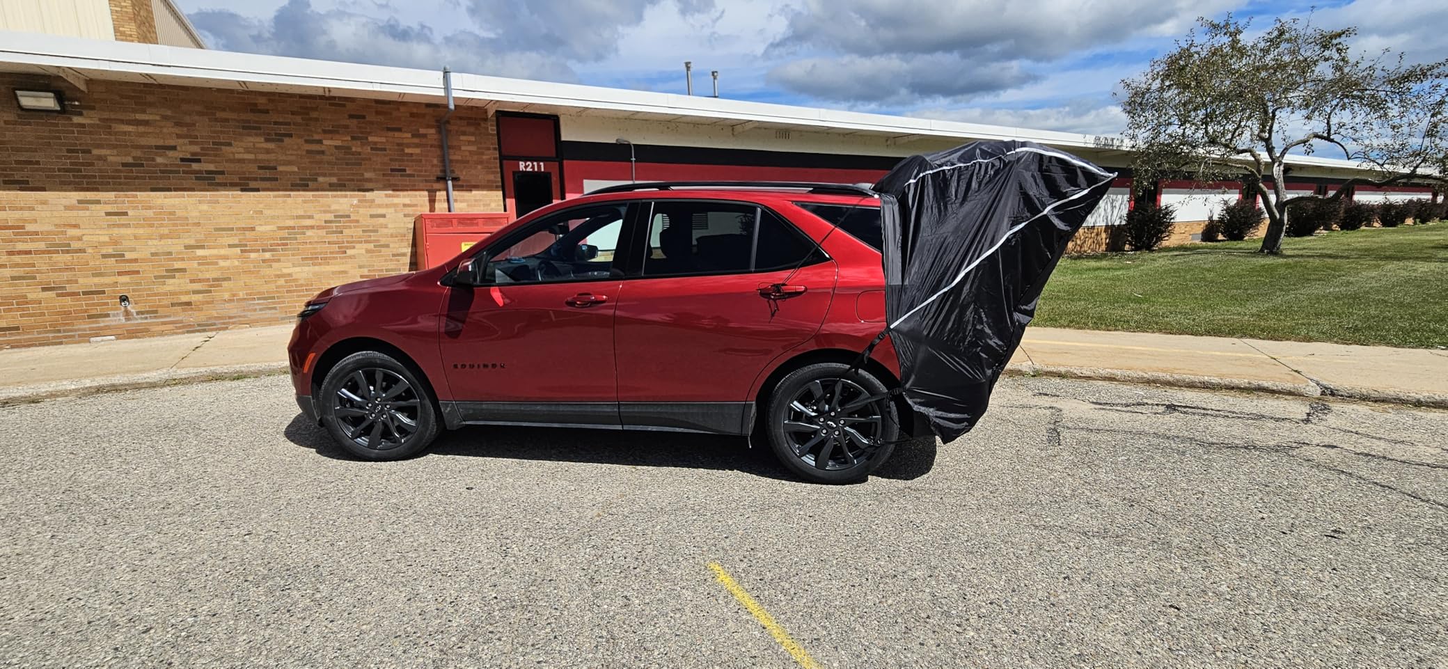 Hasika SUV Tailgate Tent - Universal Car Camping Awning, 3000mm Waterproof & UPF 50+ - Portable Hatchback Tent Privacy Shelter for SUV, CUV, Minivan - Easy Setup Road Trip Essentials Black Small customer photo 1