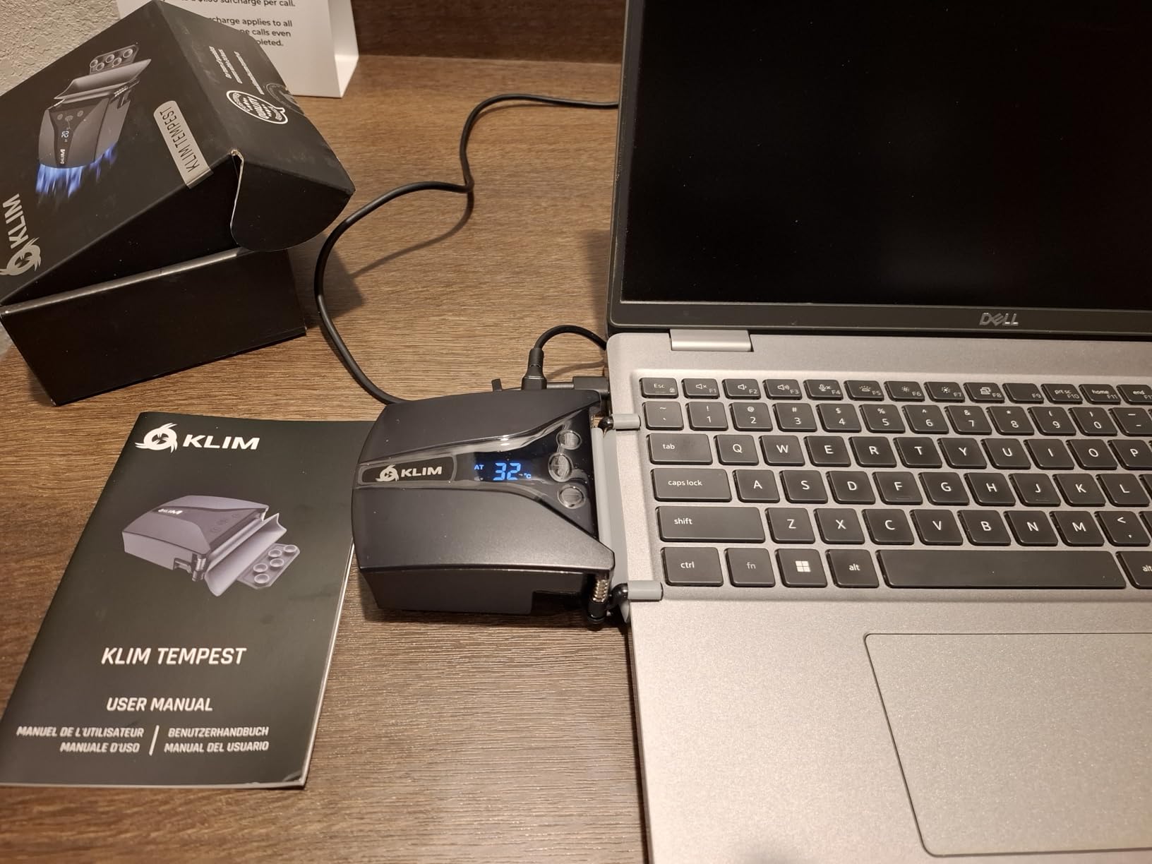 KLIM Tempest Laptop Cooler with Vacuum Fan - Temperature Detection + Automatic/Manual Mode - 4000 RPM customer photo 1