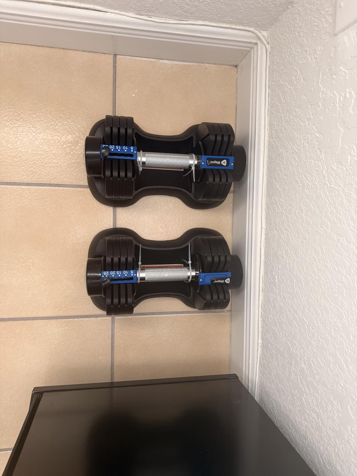 Lifepro Adjustable Dumbbells Set - Quick Adjustment, Anti Slip Handle - Space Saving & Strength Training Weights for Home Gym Exercise & Fitness customer photo 1