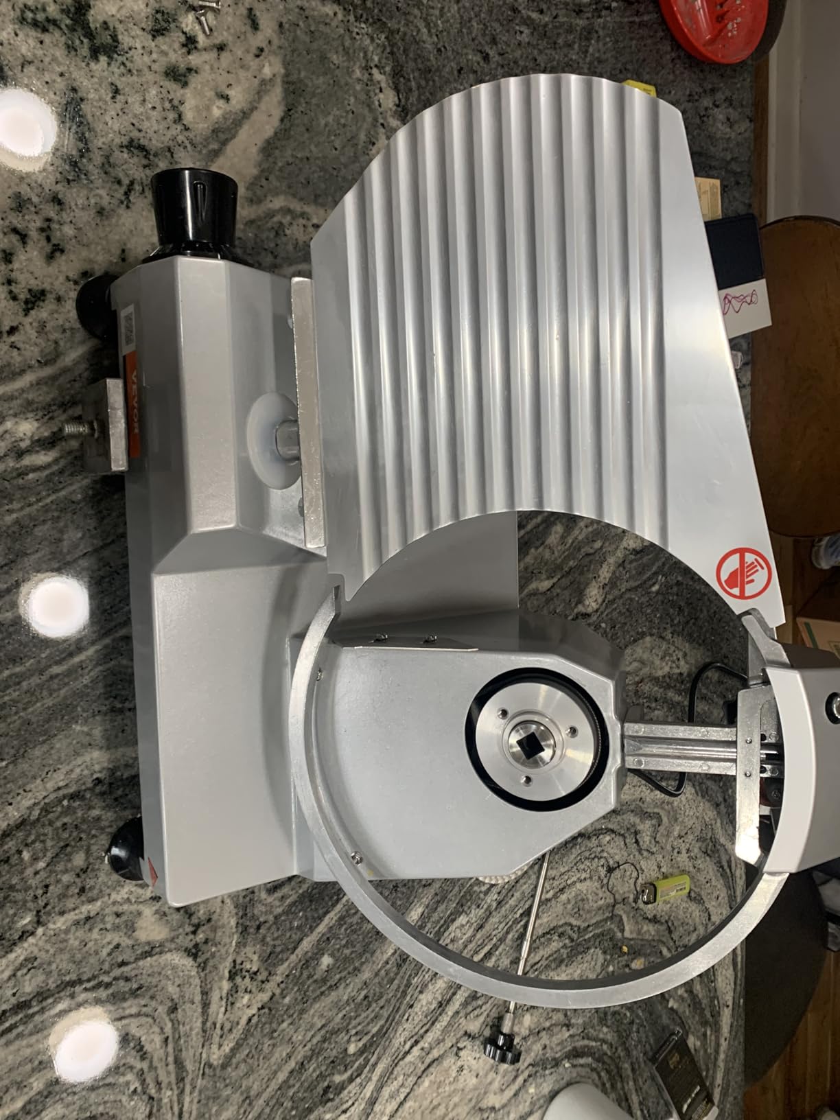 VEVOR Commercial Meat Slicer, 10 inch Electric Food Slicer, 240W Frozen Meat Deli Slicer, Premium Chromium-plated Steel Blade Semi-Auto Meat Slicer For Commercial and Home use customer photo 2