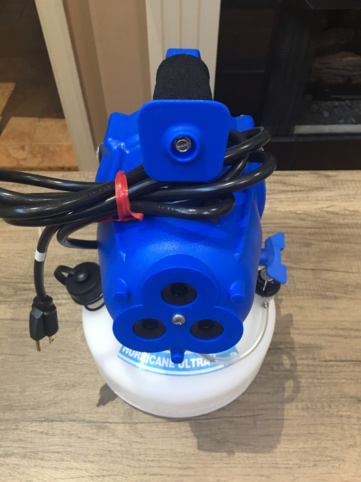 Hurricane Ultra II Corded ULV Hand Carry 1-Gallon Fogger Adjustable Particle Size 10-50 Microns customer photo 1