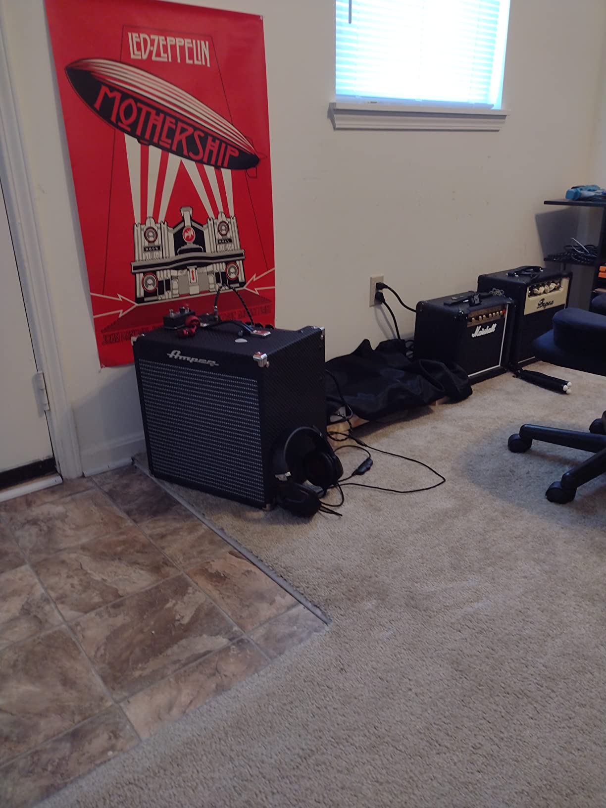 Ampeg Rocket Bass RB210 Bass Combo 2x10in 500Watts customer photo 1