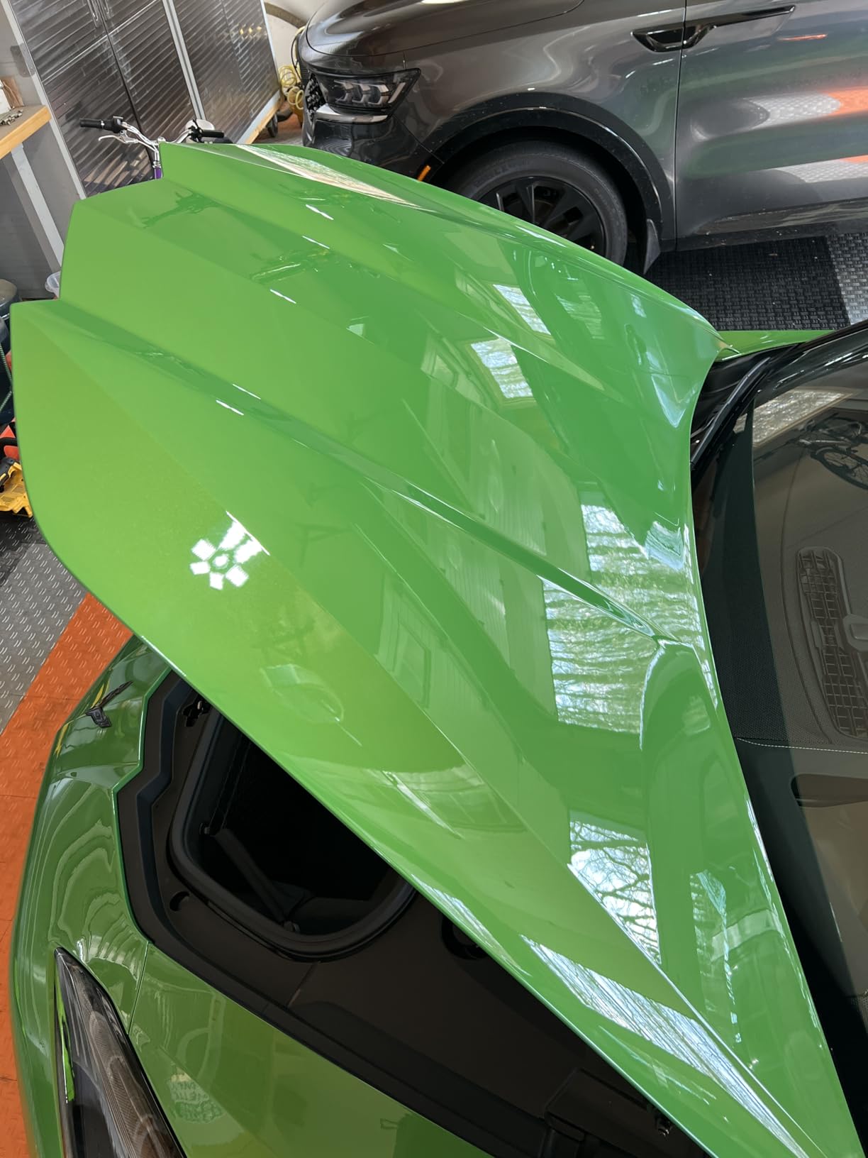 Turtle Wax Hybrid Solutions Ceramic Graphene Paste Wax for Car Detailing, High Gloss Shine, Extreme Water Beading, Long-Lasting Protection, for Paint, Glass Metal, Wheels and More, 5.5 oz customer photo 2