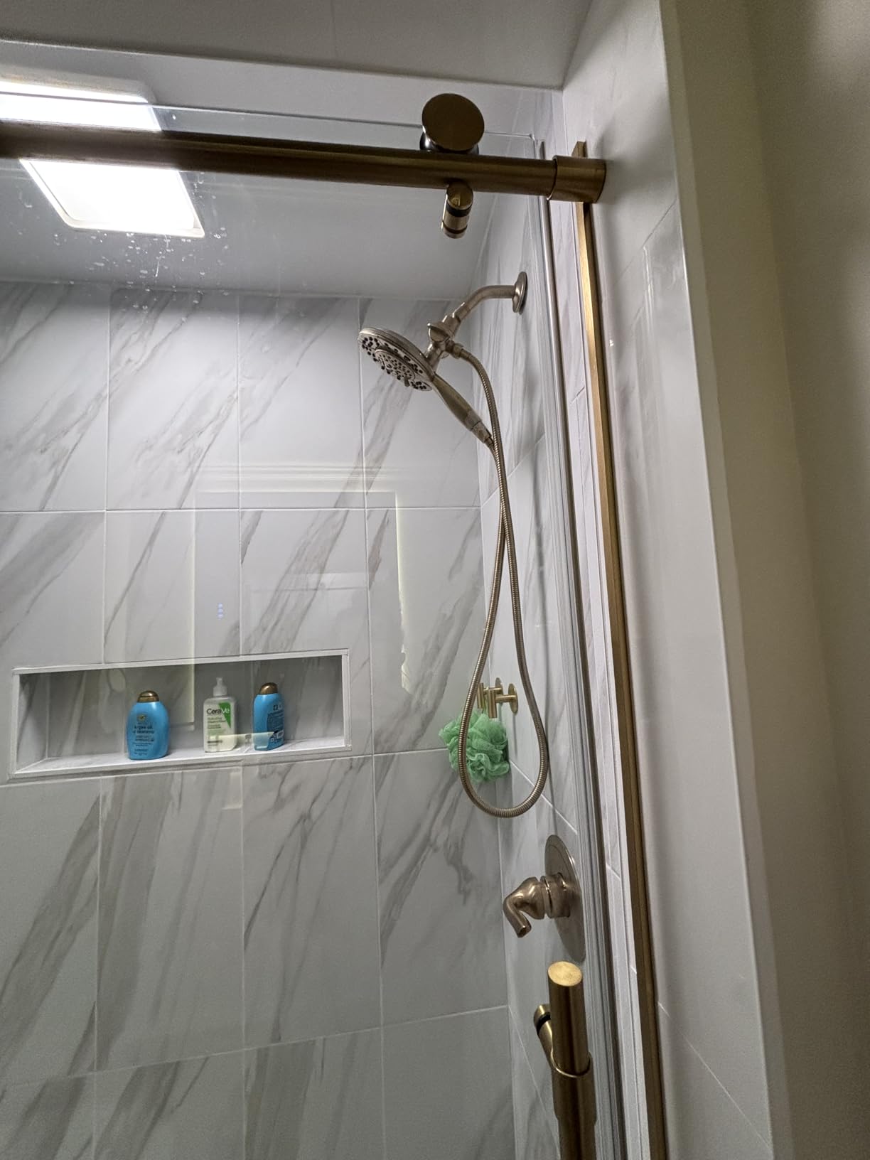 Delta Arvo 14 Series Brushed Nickel Shower Faucet Set with In2ition 2-in-1 Dual Shower Head with HandHeld Spray Combo, Valve Trim Kit, SpotShield Stainless 142840-SP-I (Valve Included) customer photo 1