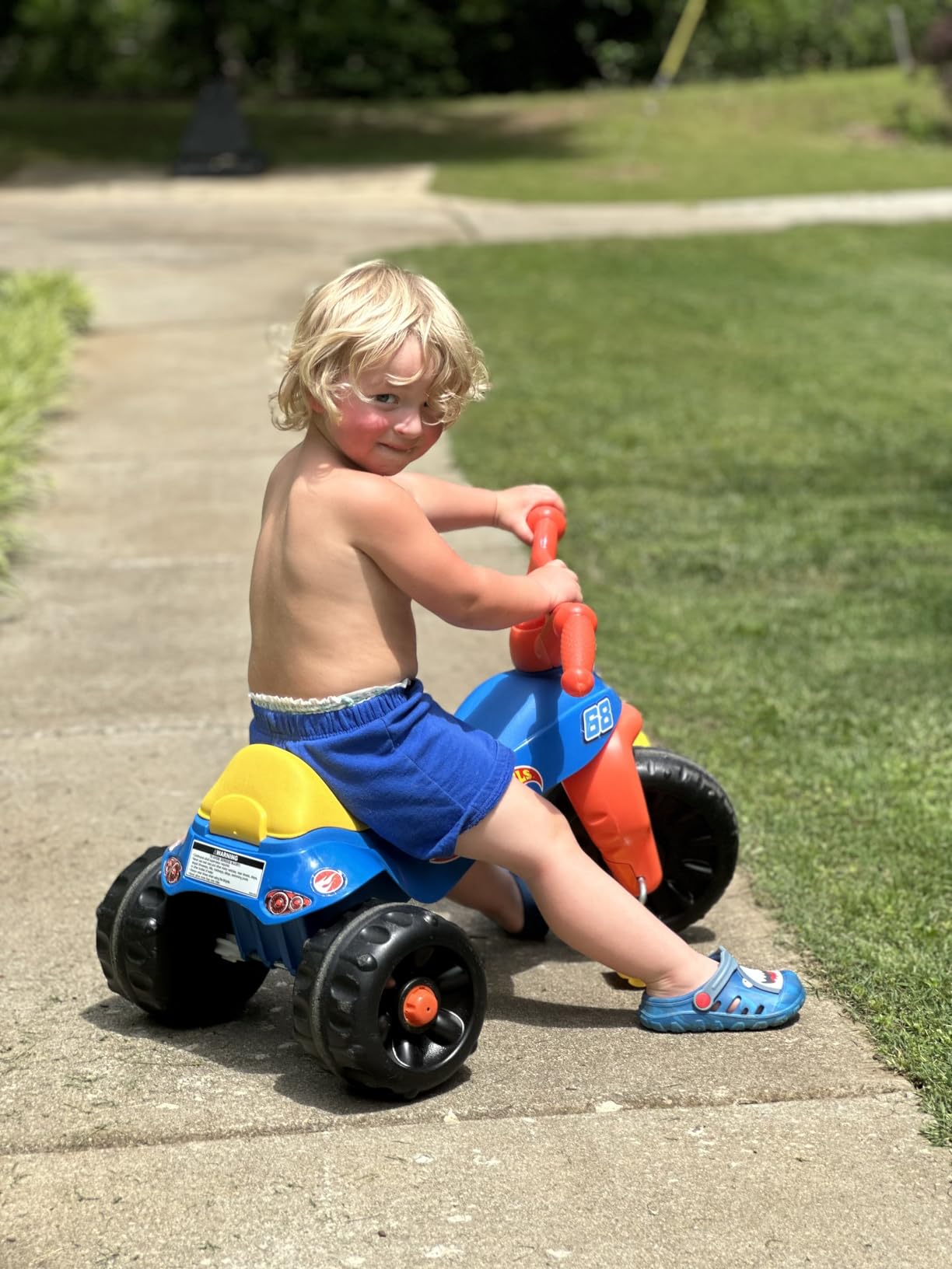 Fisher-Price Toddler Tricycle Hot Wheels Tough Trike customer photo 2