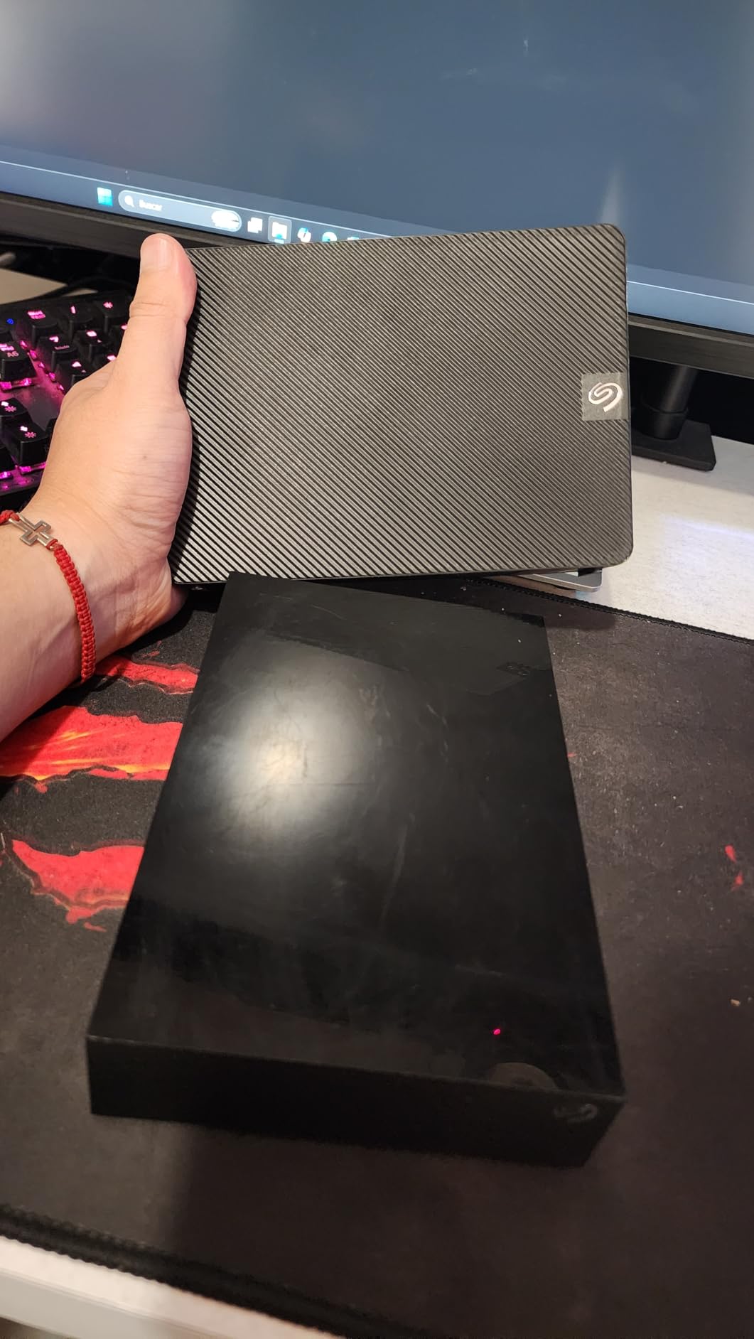 Seagate Expansion 8TB External Hard Drive HDD - USB 3.0, with Rescue Data Recovery Services (STKP8000400) customer photo 2