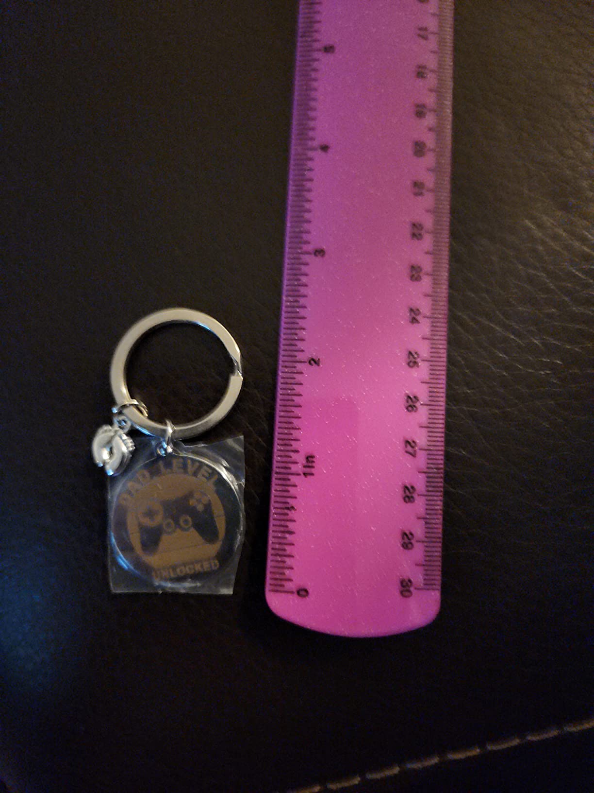 MIXJOY New Expecting Dad First Time Father's Day, Dad Unlocked Keychain with Baby Footprint Charm customer photo 1