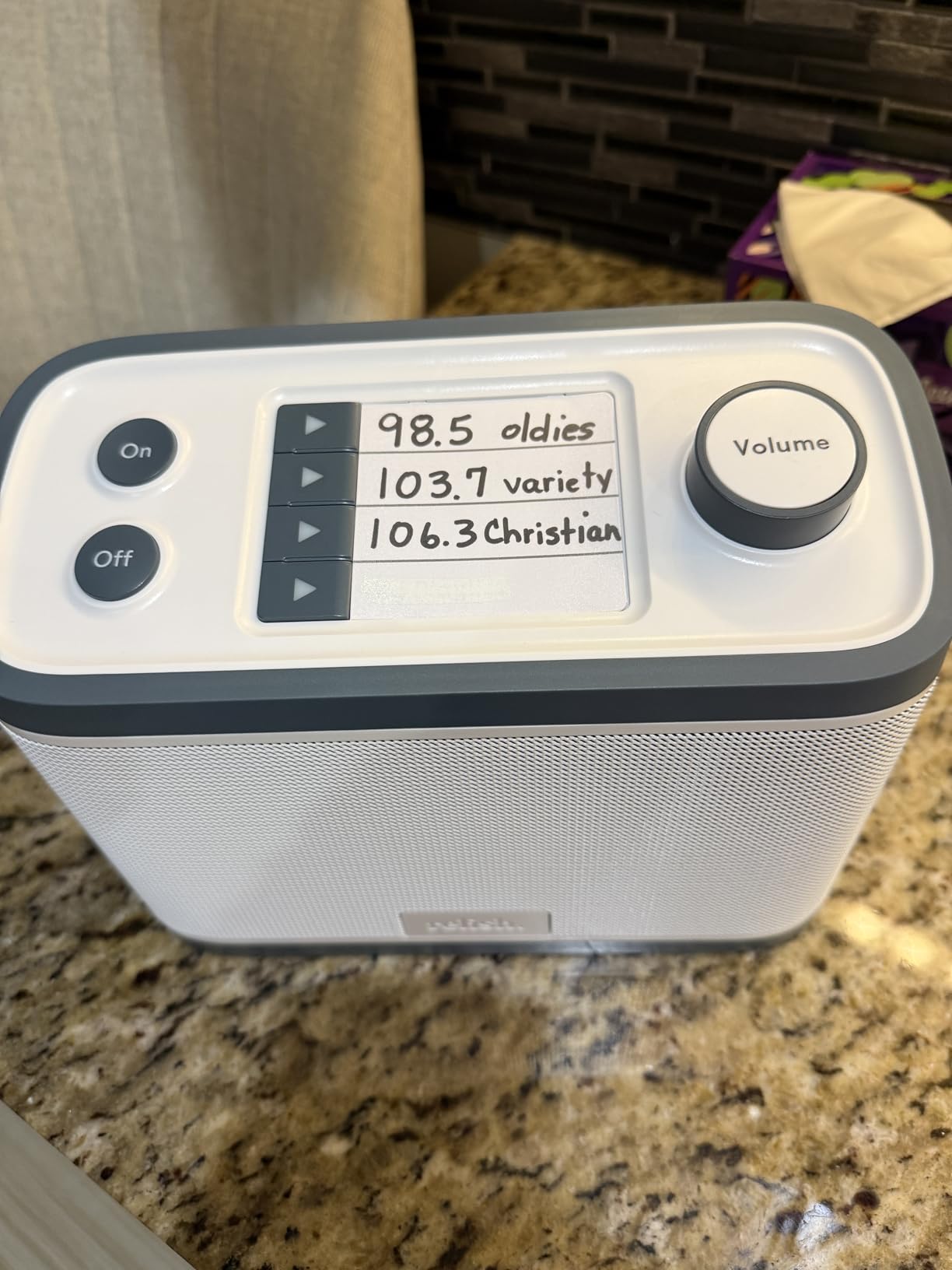 Relish - Simple Portable FM Radio and MP3 Music Player for Seniors, Elderly or Visually Impaired - Large Buttons, Simple Design, Easy to Use customer photo 1