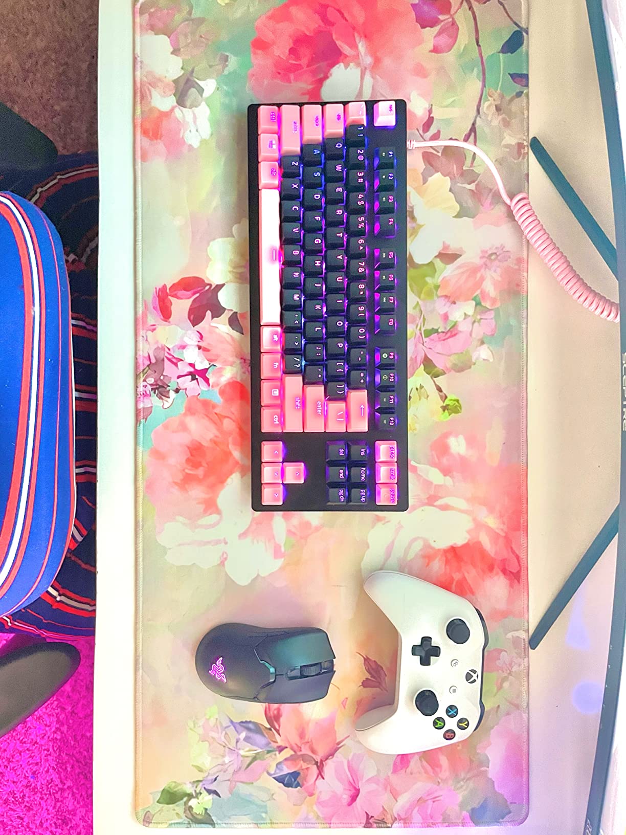 Razer PBT Keycap + Coiled Cable Upgrade Set: Durable Doubleshot PBT - Universal Compatibility - Keycap Removal Tool & Stabilizers - Tactically Coiled & Designed - Braided Fiber Cable - Classic Black customer photo 1