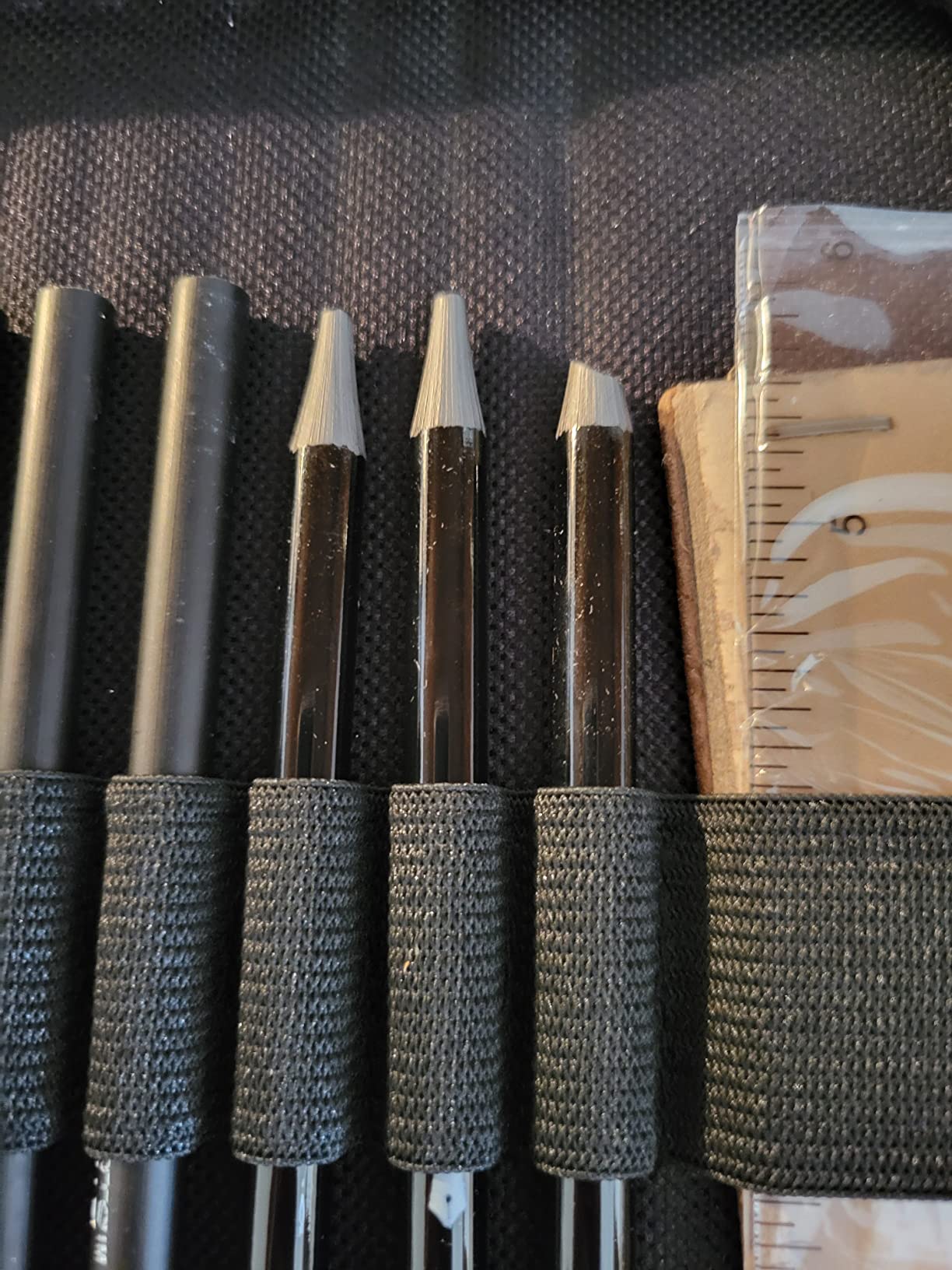 Castle Art Supplies 100 Piece Drawing & Sketching Set | Graphite, Charcoal, Pastel, Metallic Pencils customer photo 1