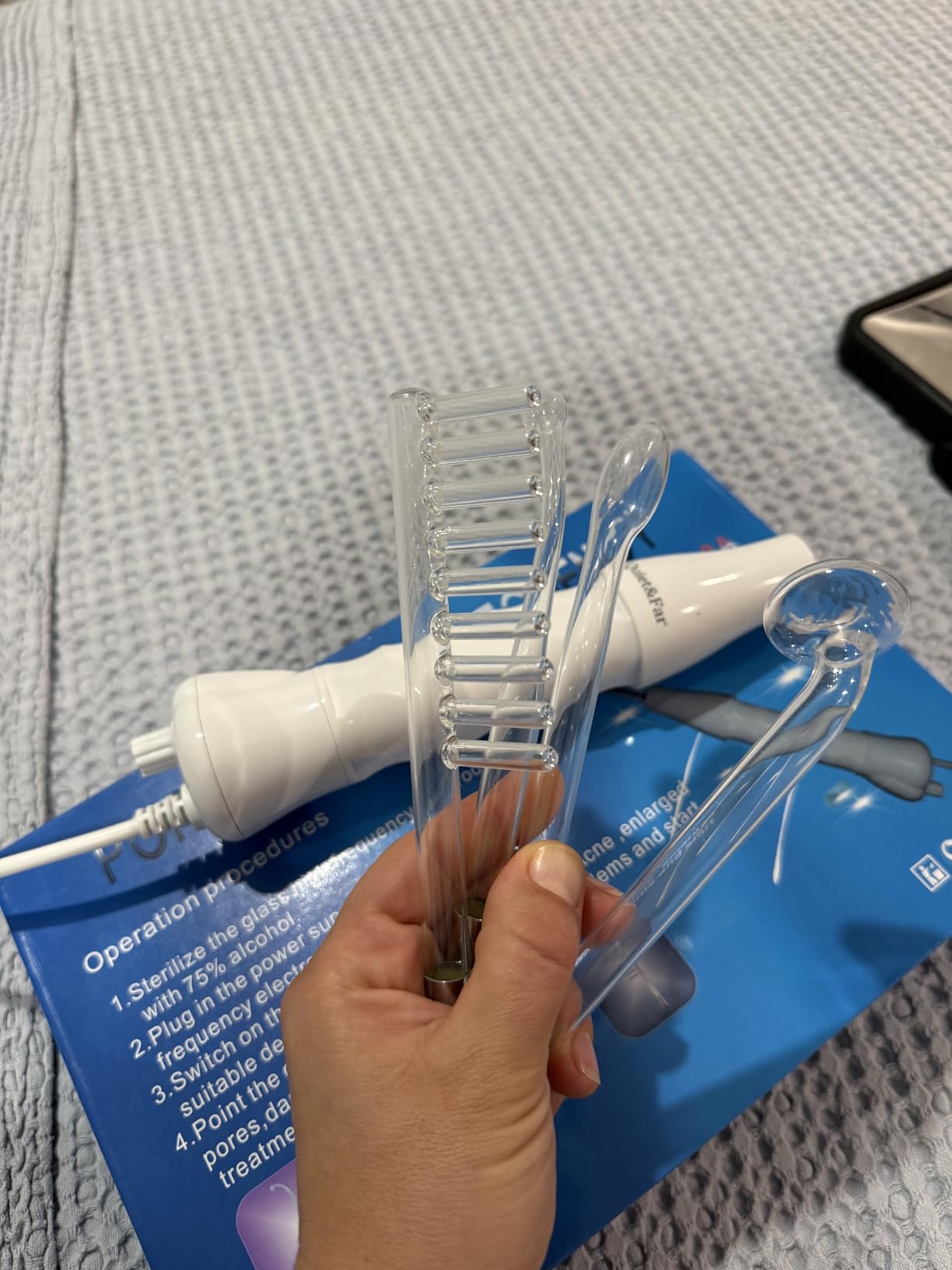 High Frequency Facial Machine Skin Care Tool with 4 Tubes customer photo 2
