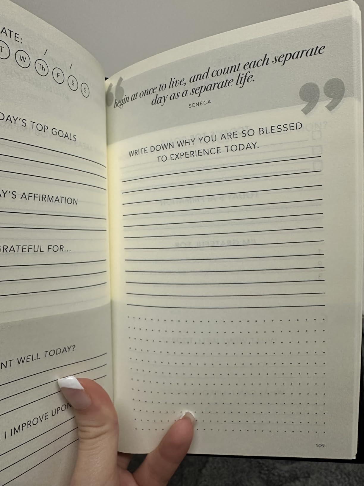 Self-Mastery Journal for Men - Gratitude Journals - 5 Minute Journal - Reflection Manifestation Journals for Mindfulness - Self Care Journal customer photo 1
