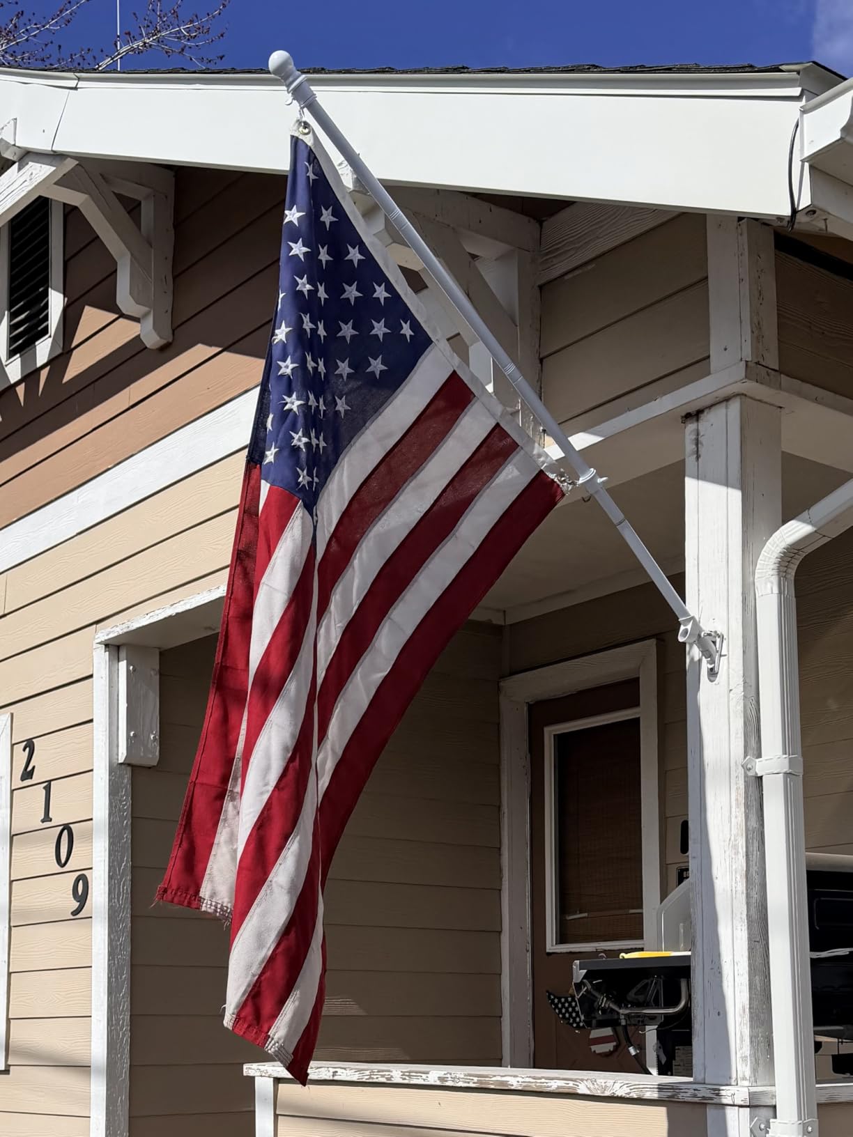 Barcetine Black Flag Poles for Outside House - 5ft Tangle Free Flag Pole for House,Heavy Duty Metal Flagpole,Outdoor Flagpoles Residential for Porch,Fence (Without Bracket) customer photo 1