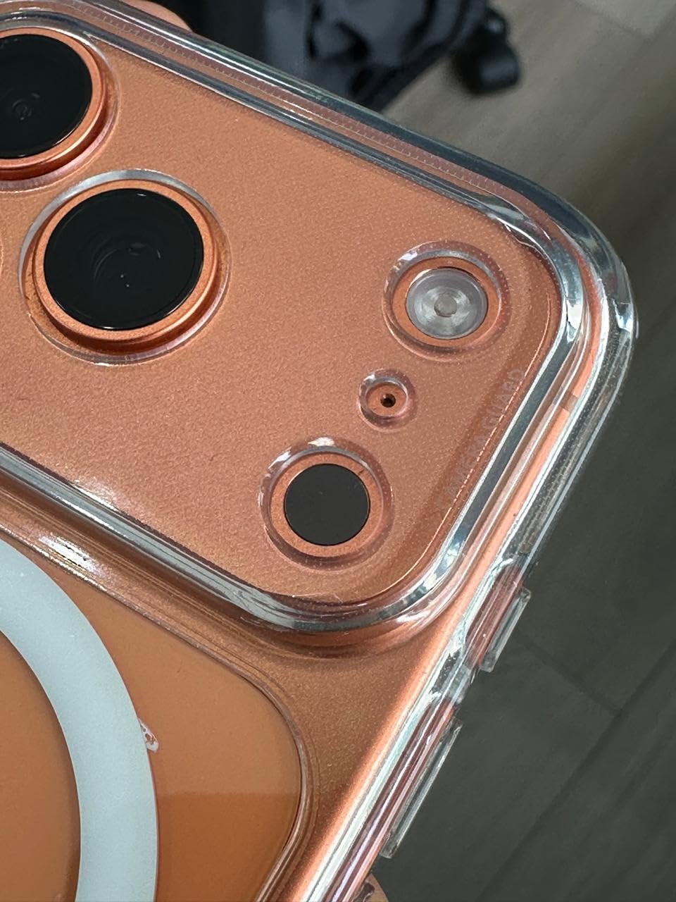 ESR Case for iPhone 14/iPhone 13, Compatible with MagSafe, Classic Hybrid Magnetic Mobile Phone Case iPhone 14/13 Case, Military Standard, Drop Protection, Scratch-Resistant Back, Clear customer photo 2