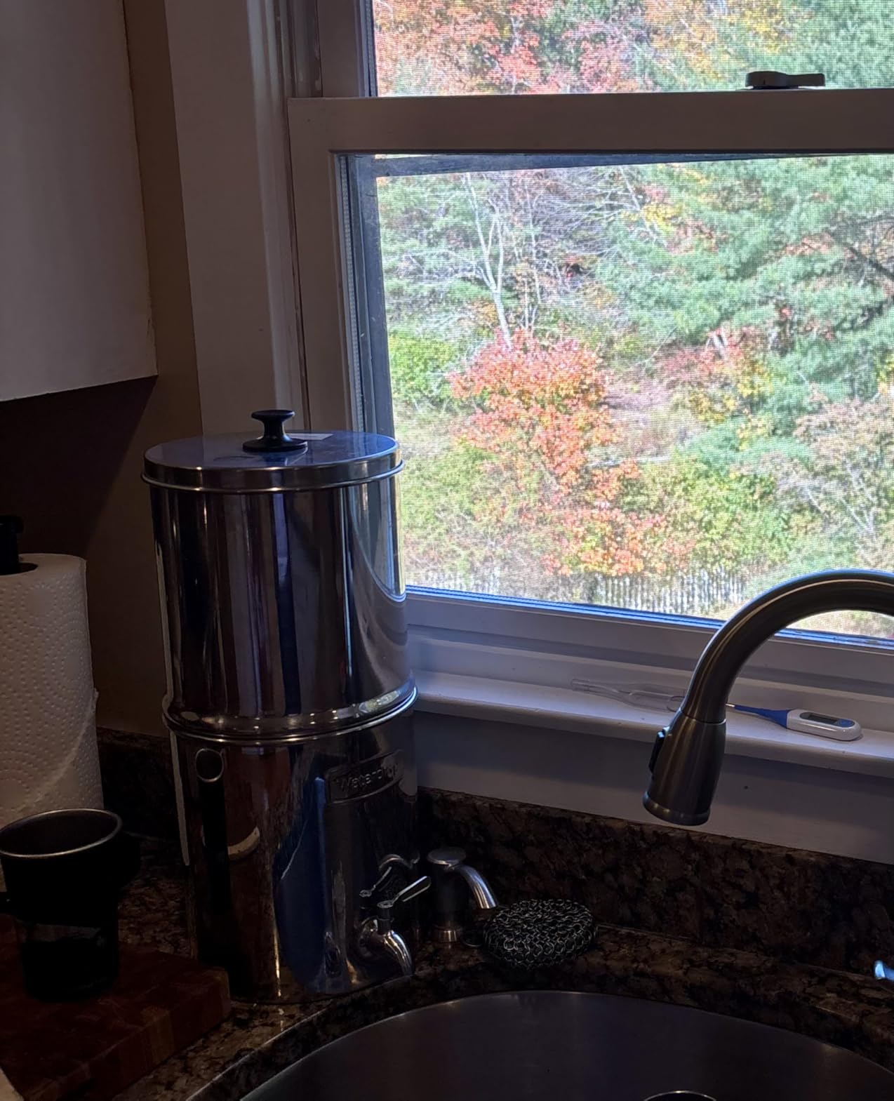 Waterdrop 2.25G Gravity-fed Water Filter System with Sight Glass Spigot, NSF/ANSI 42&372 Standard, PFAS, Chlorine and Lead Reduction, for Home, Camping, Off-Grid, Emergencies, King Tank Series customer photo 1