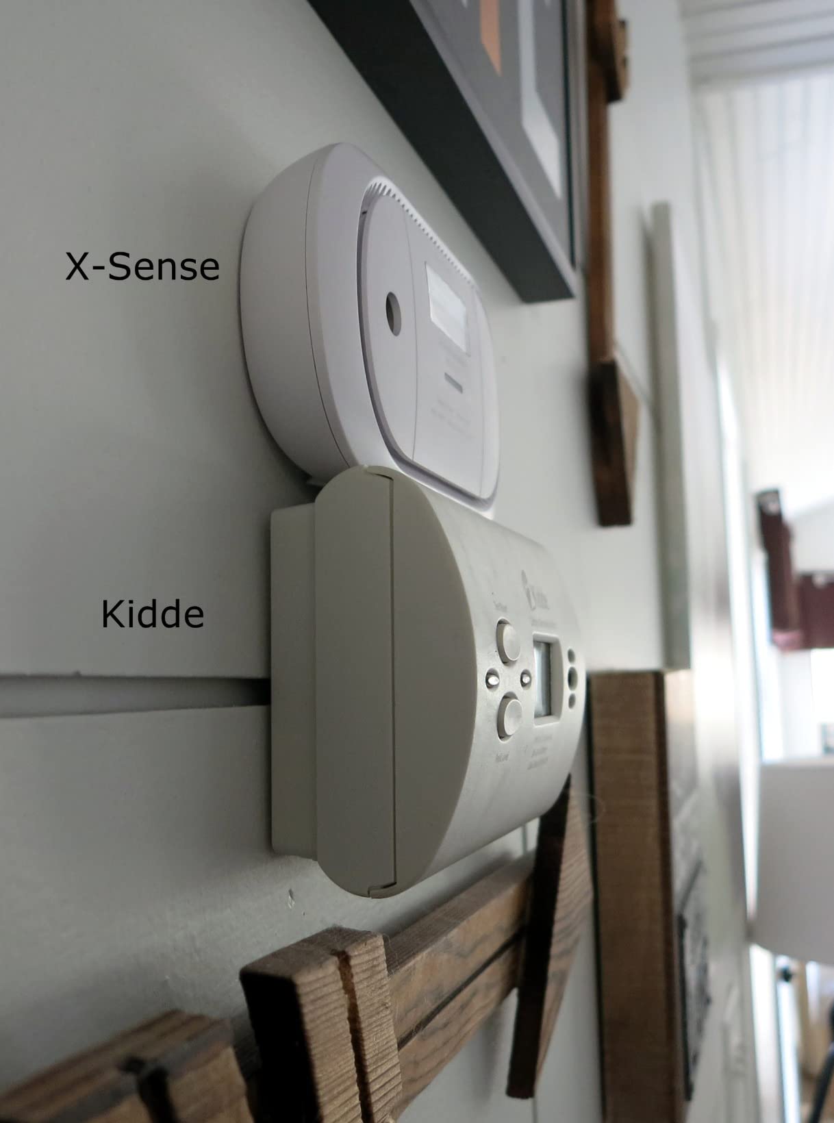 X-Sense Carbon Monoxide Detector Alarm with Digital LCD Display, Replaceable Battery CO Alarm Detector with Peak Value Memory, XC01-R customer photo 1