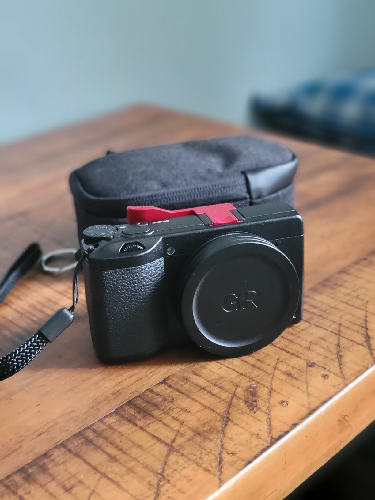 Ricoh GR IIIx Digital Compact Camera with 24MP APS-C Size CMOS Sensor, 40mmF2.8 GR Lens customer photo 1