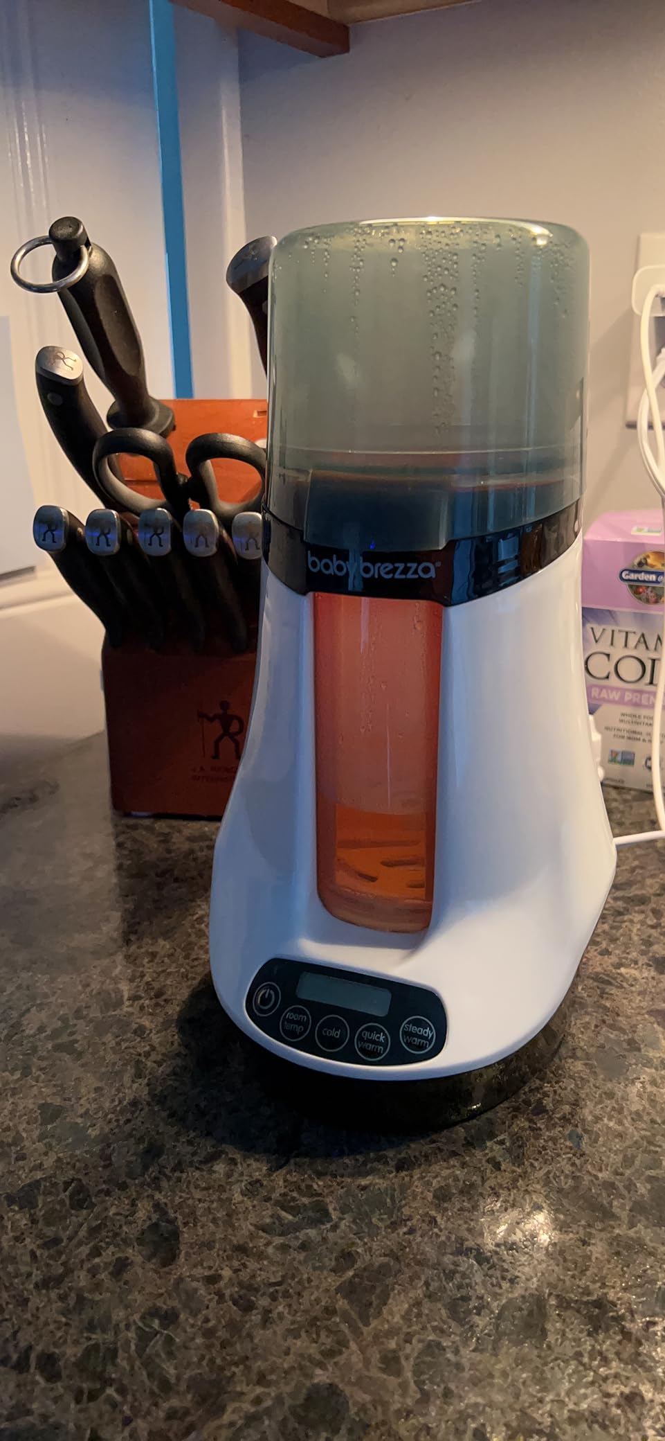 Baby Brezza Smart Baby Bottle Warmer, Breastmilk Warmer + Defroster - Free App - Different Temperatures for Breastmilk + Formula - Universal Fit for All Bottles + Milk Bags - Calentador de Biberones customer photo 1