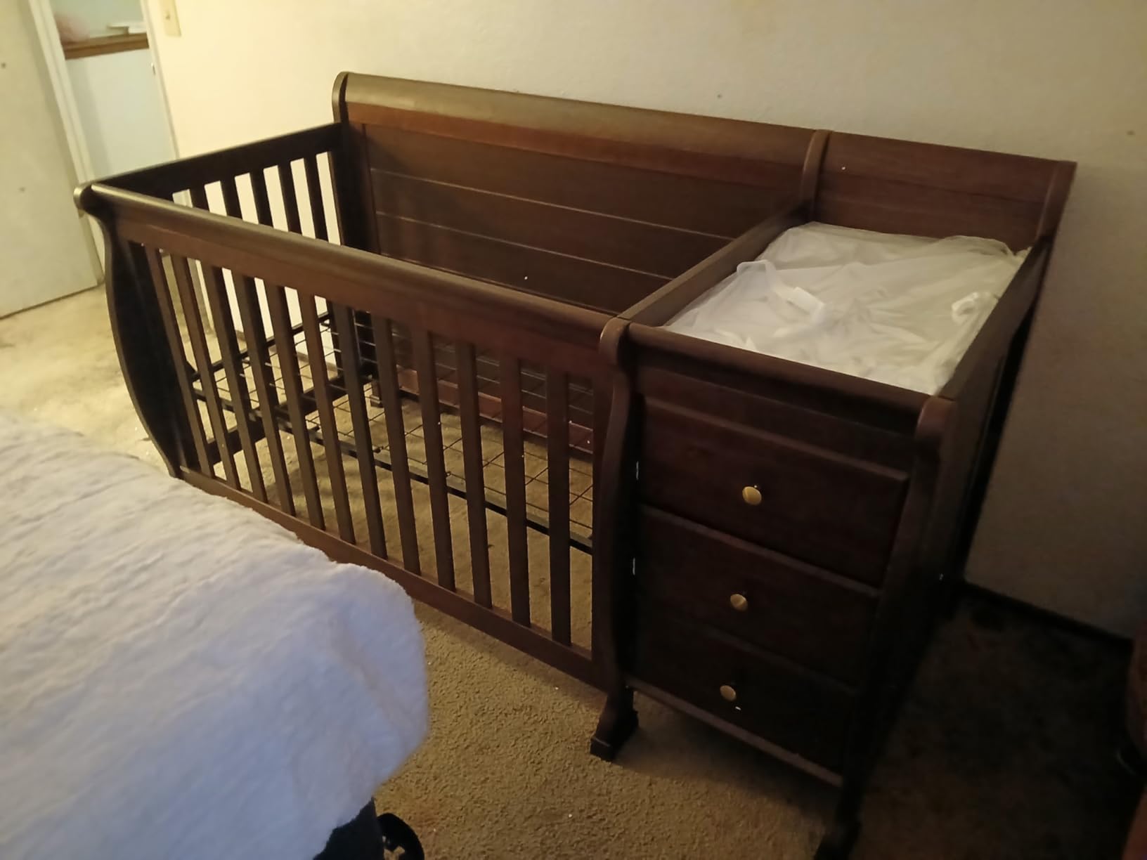 Davinci Kalani 4-in-1 Convertible Baby Crib & Changing Table Combo - GREENGUARD Gold Certified - Toddler Bed, Daybed, Full-Size Bed Conversion - 4 Adjustable Mattress Heights - Gray customer photo 1