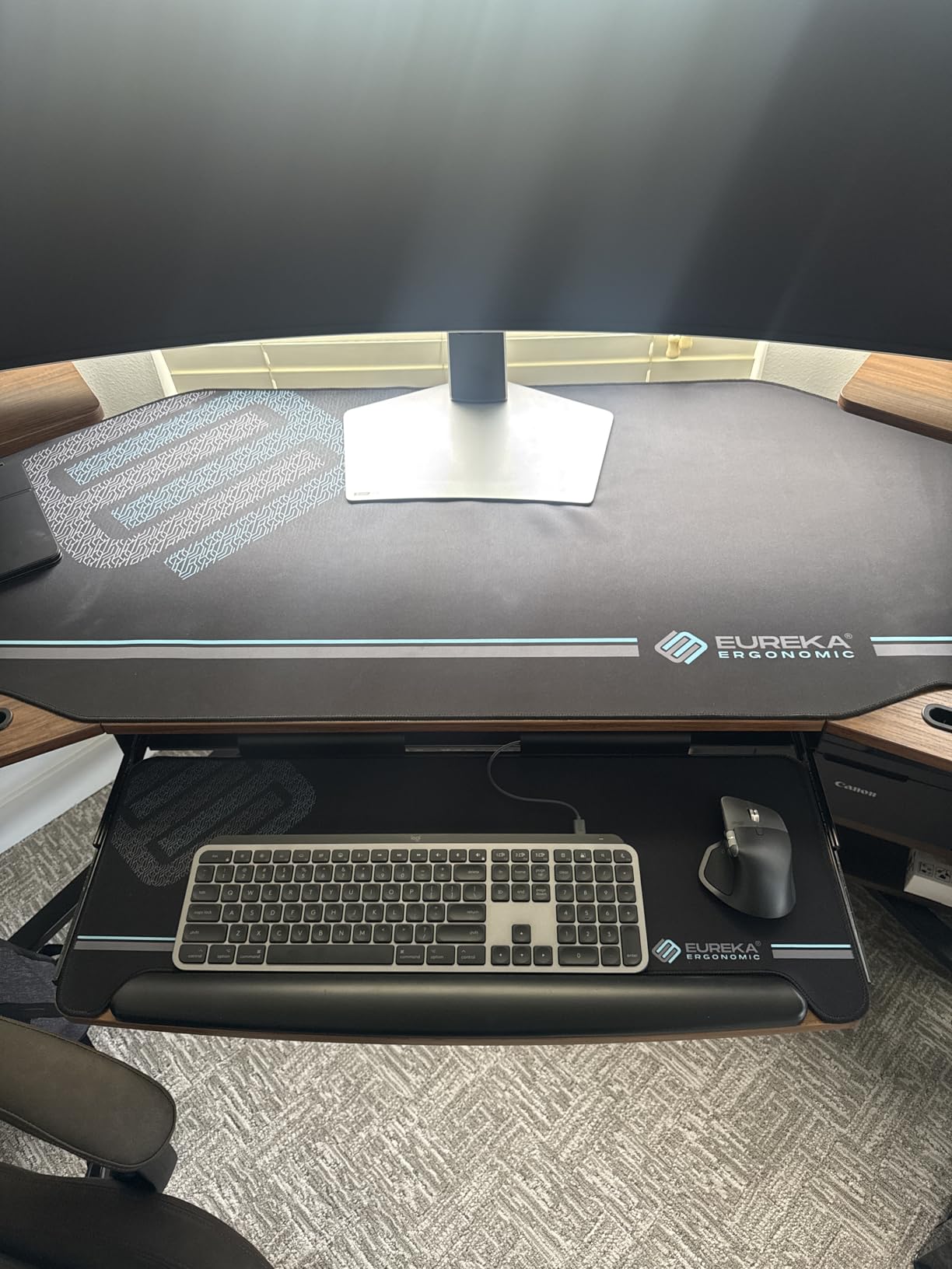 EUREKA ERGONOMIC Aero 72 Inch Gaming Desk with Keyboard Tray, Large Computer Desk Led Lights, Wing-Shaped Monitor Stand Dual Headphone Hanger Cup Holder for Studio,Streamer,Live,Black customer photo 2