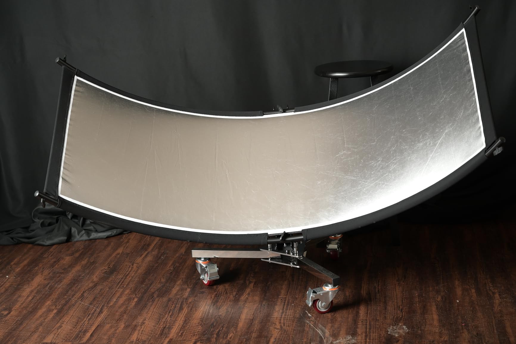 Neewer Clamshell Light Reflector Diffuser, 66