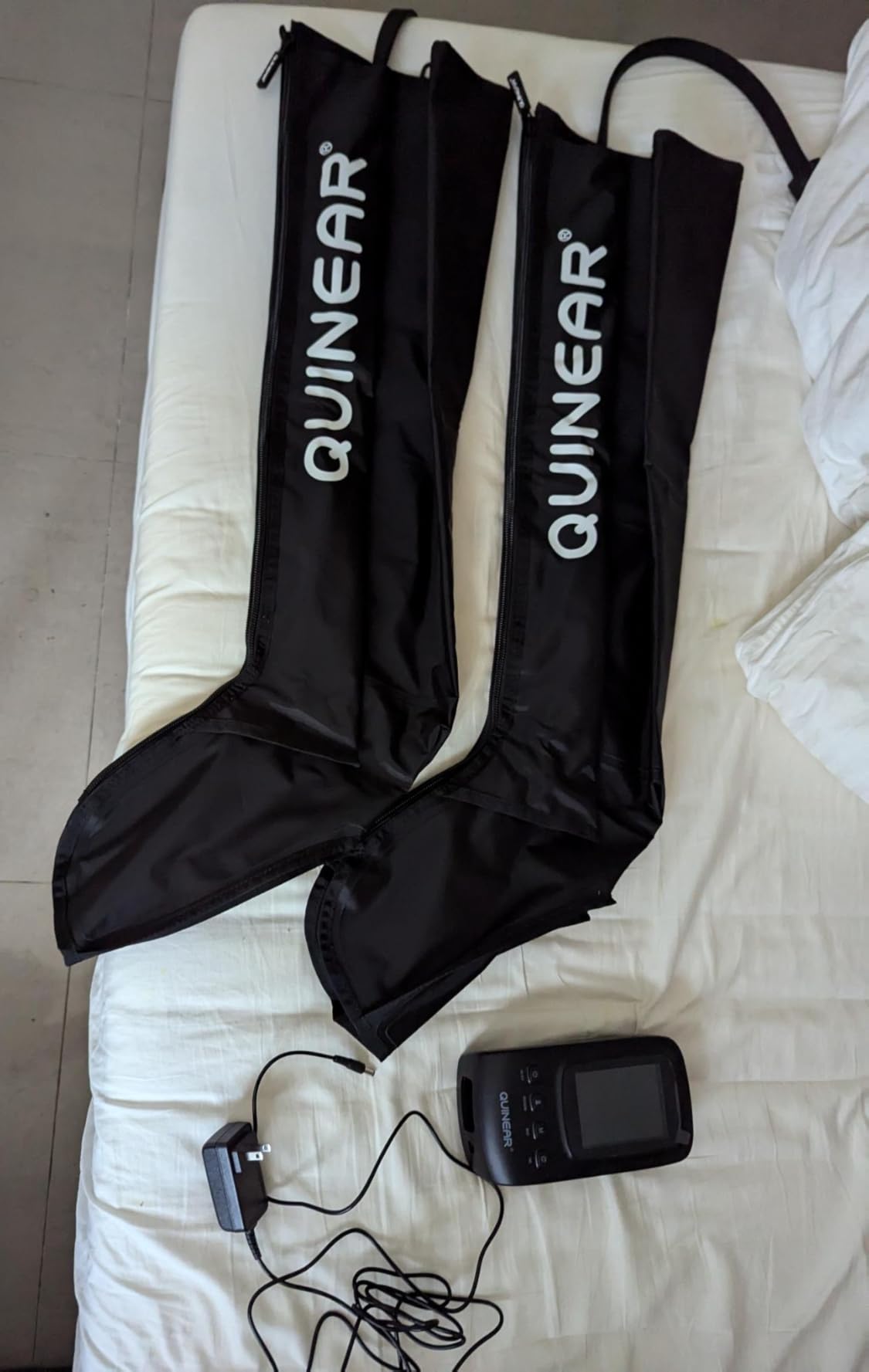 QUINEAR Air Compression Recovery System, Professional Sequential Device for Massage Therapy customer photo 2