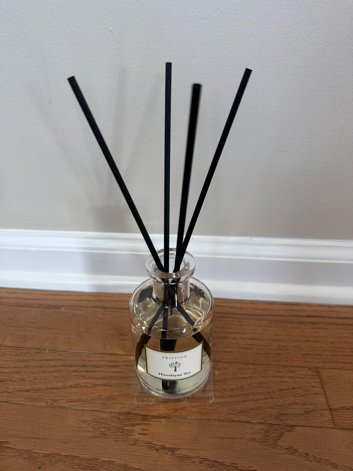 PRISTINE Himalayan Tea/Inspired by Westin Hotel Reed Diffuser for Home | Fresh Bergamot/White Tea Room Fragrance Reed Diffusers, Oil & Room Diffusers with Reed | Home Fragrance Scent Diffuser customer photo 2