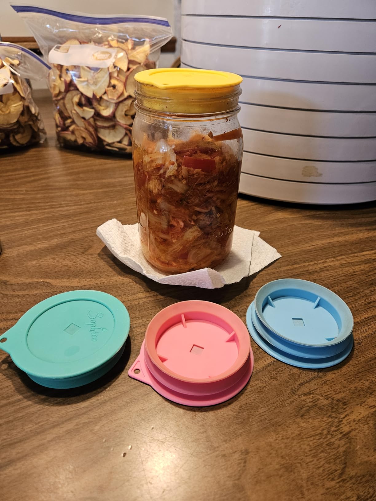 Sophico Silicone Fermenting Lids, Waterless Airlock Fermentation Tops Mason Jar Lid Fermenter Caps for Pickles, Kimchi, and Fermented Probiotic Food customer photo 1