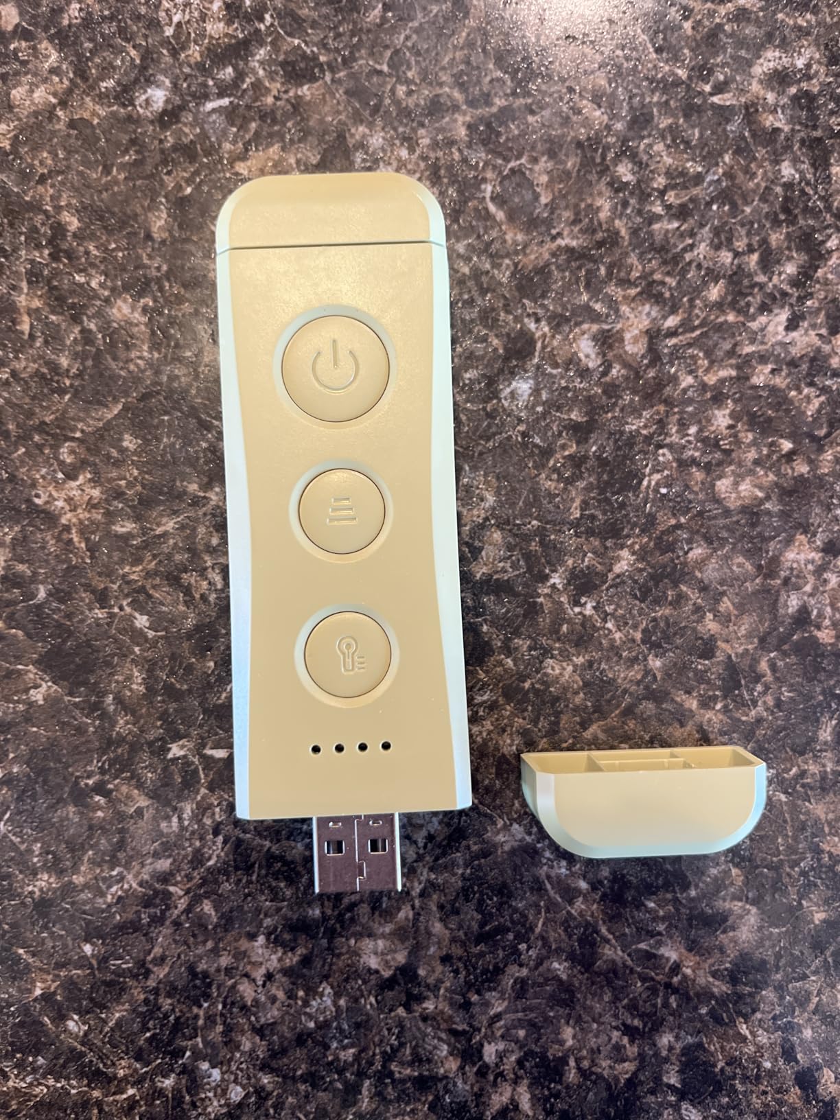 Glocusent USB Rechargeable Book Light, Portable Clip-on LED Reading Light, Reading Lights for Books in Bed with 3 Amber Colors & 5 Brightness Dimmable, Compact & Long Lasting, Perfect for Book Lovers customer photo 2