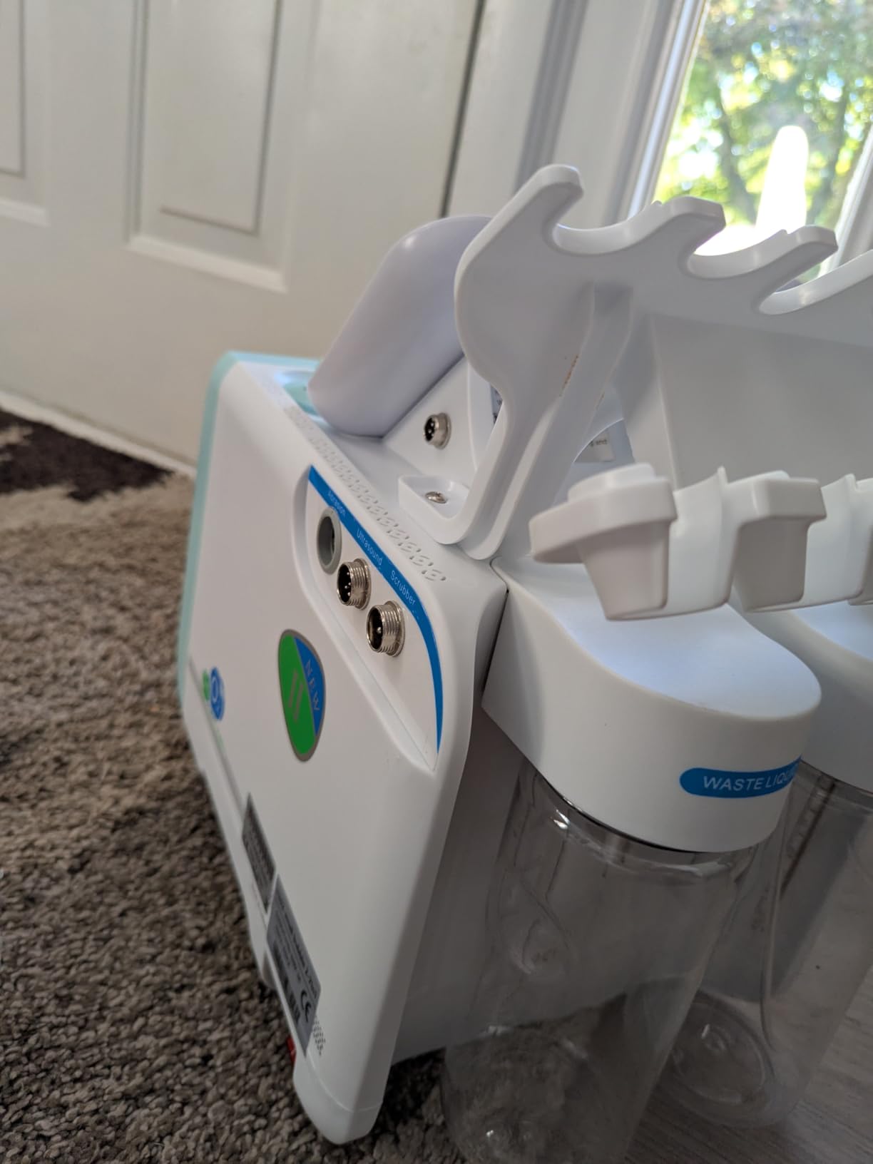 BRÜUN Facial Care Machine - A 7 in 1 Multifunctional Face Care Device for Skin Moisturizing - A Vacuum Cleaning Jet for Home and Beauty Salon customer photo 1