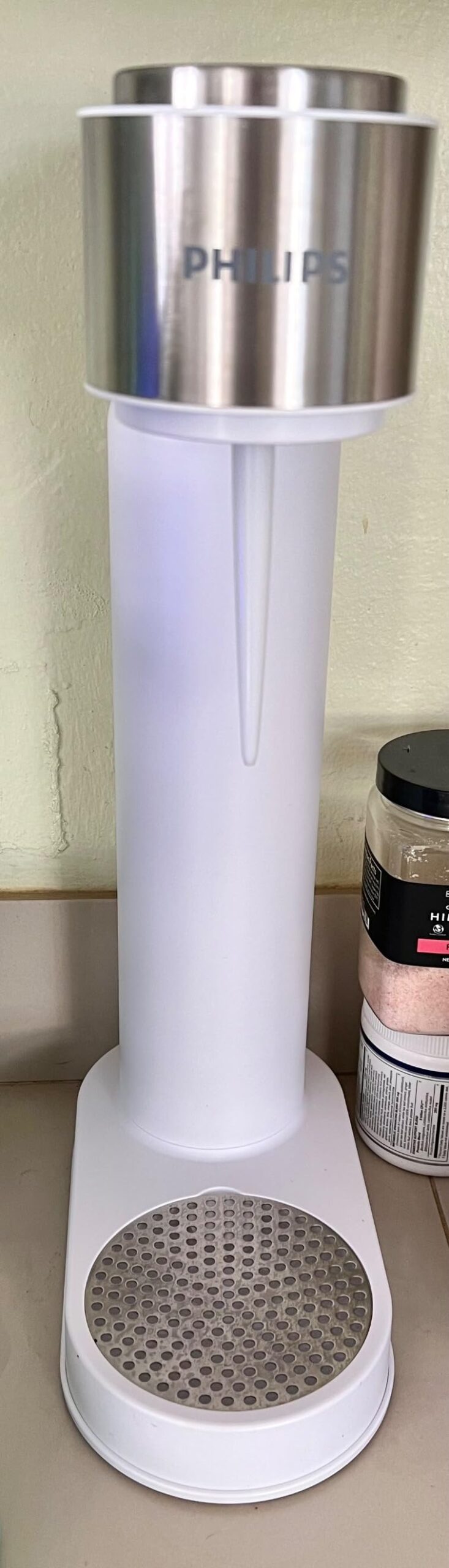 PHILIPS ADD4901BLO/37 Sparkling Water Maker Soda Maker Soda Streaming Machine for Carbonating with 1L Carbonating Bottle, Seltzer Fizzy Water Maker, Compatible with 60L CO2 Carbonator (NOT Included) customer photo 1
