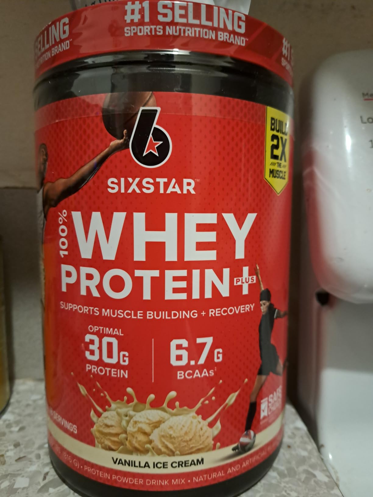 Six Star Whey Protein Powder Whey Protein Plus | Whey Protein Isolate & Peptides | Lean Protein Powder for Muscle Gain | Muscle Builder for Men & Women | Triple Chocolate, 1.82 lbs (826 g) customer photo 1
