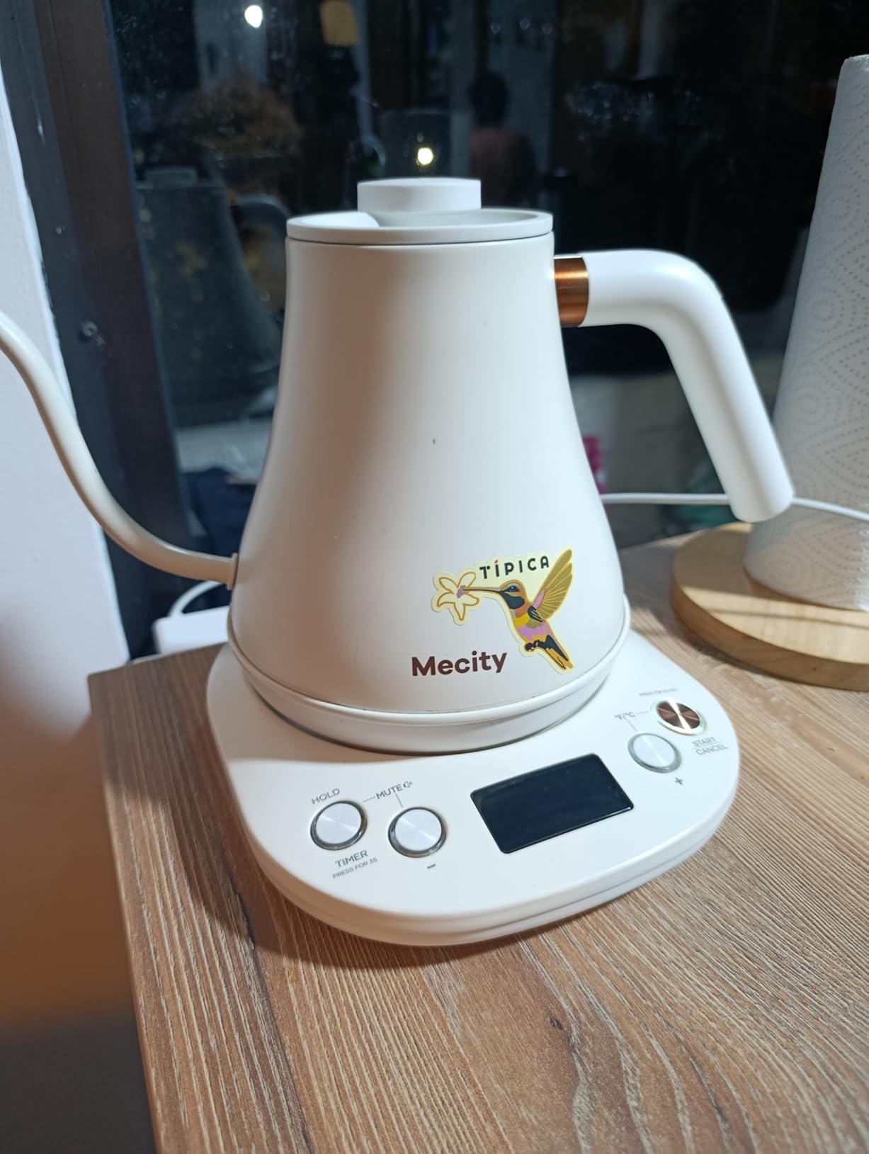 Mecity Electric Kettle Gooseneck Pour Over Kettle +/-1F Temperature Control Quick Heating Water Boiler for Coffee & Tea & Formula Auto Shut Off Tea Kettle 1200 Watt, 0.8L, Matt Black, Barista Edition customer photo 2