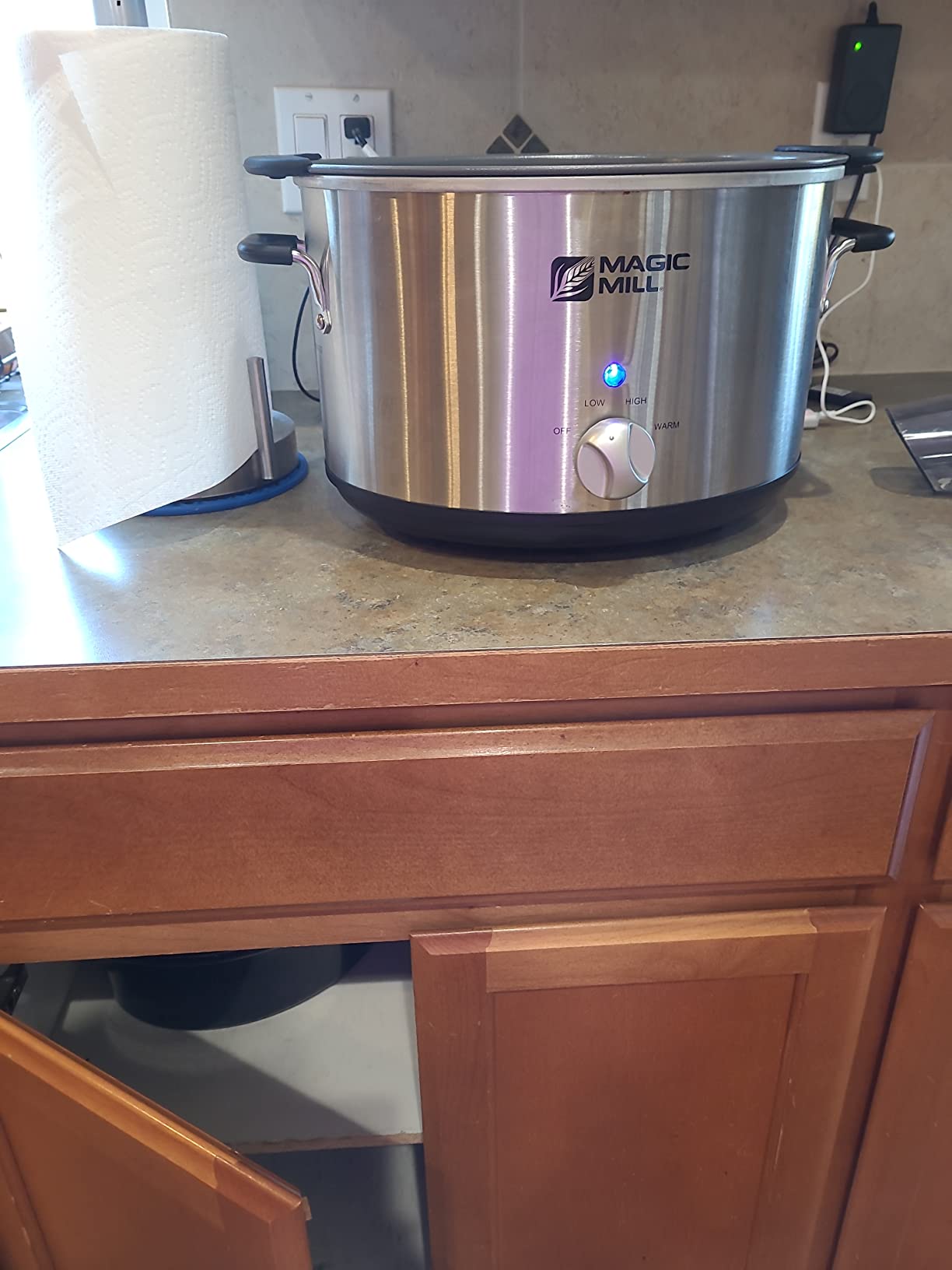 Magic Mill Slow Cooker 10 Quart | Extra Large Non-Stick Metal Searing Pot & Transparent Tempered Glass Lid customer photo 2