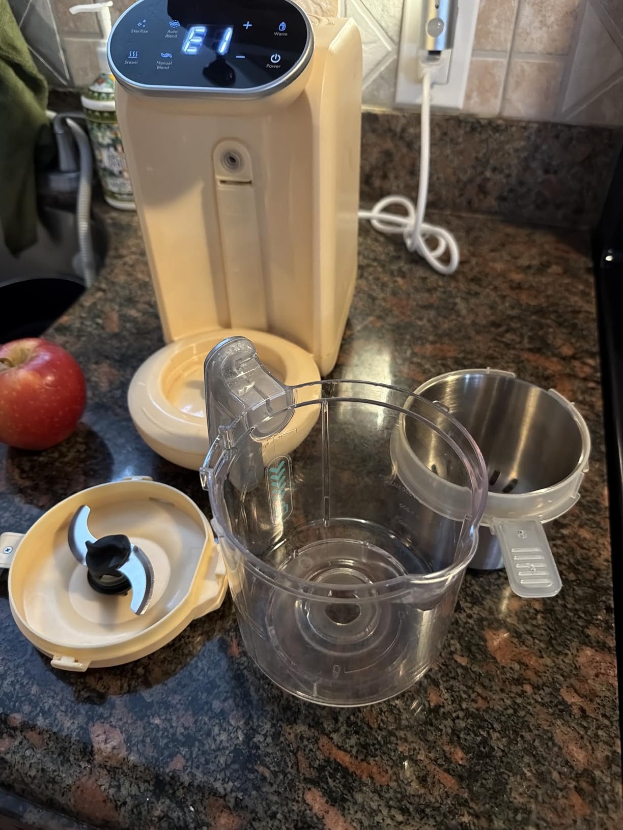 Chefhandy Baby Food Maker with Stainless Steel Steam Basket | 5-in-1 Baby Food Processor, Steamer & Blender for Homemade Baby Food, BPA-Free, 6 Reusable Pouches, Ideal for Newborns & Infants, Green customer photo 2
