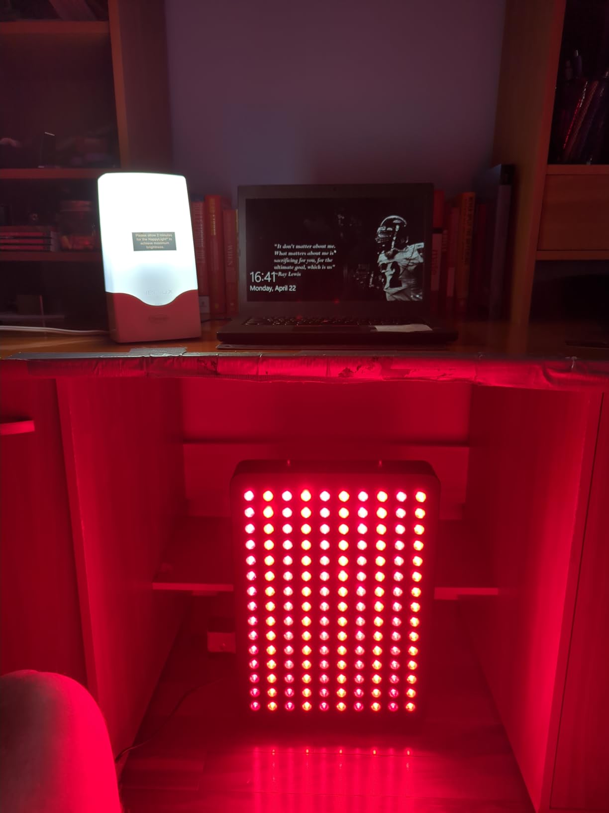 BestQool Red Light Therapy Panel 250W - 4 Wavelengths Full Body Near Infrared Red Light Therapy, Elite Grade Dual Chip 150 LEDs, High Power Output Red Light Panel customer photo 2