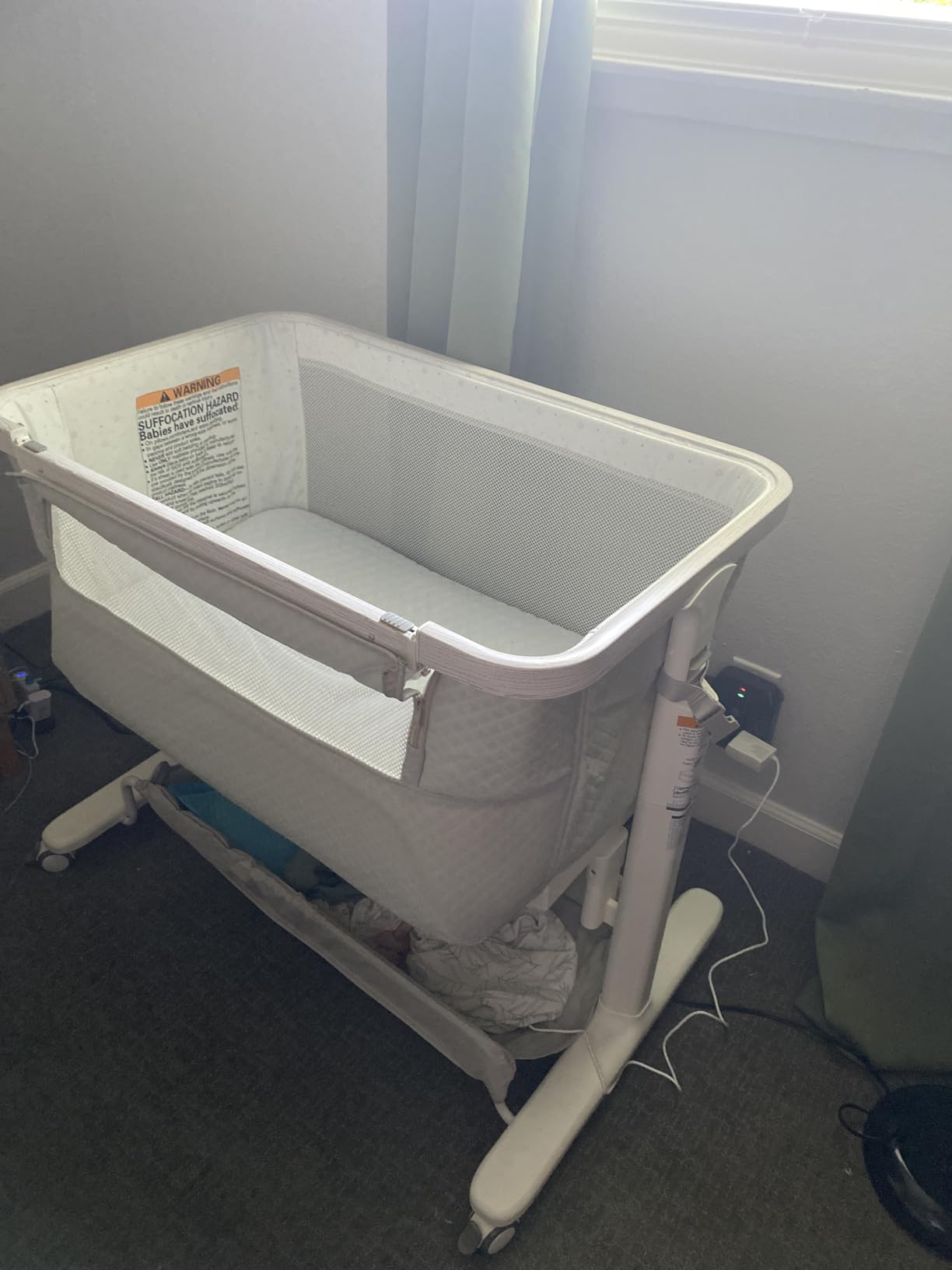 VaVaSoo Electric Rocking Bassinet for Baby 3 Speeds Automatic Bedside Sleeper Auto Rolling Newborn Cradle Rocks Itself 5 Height Adjustable with Music, Wheels, Storage, Grey & White customer photo 2