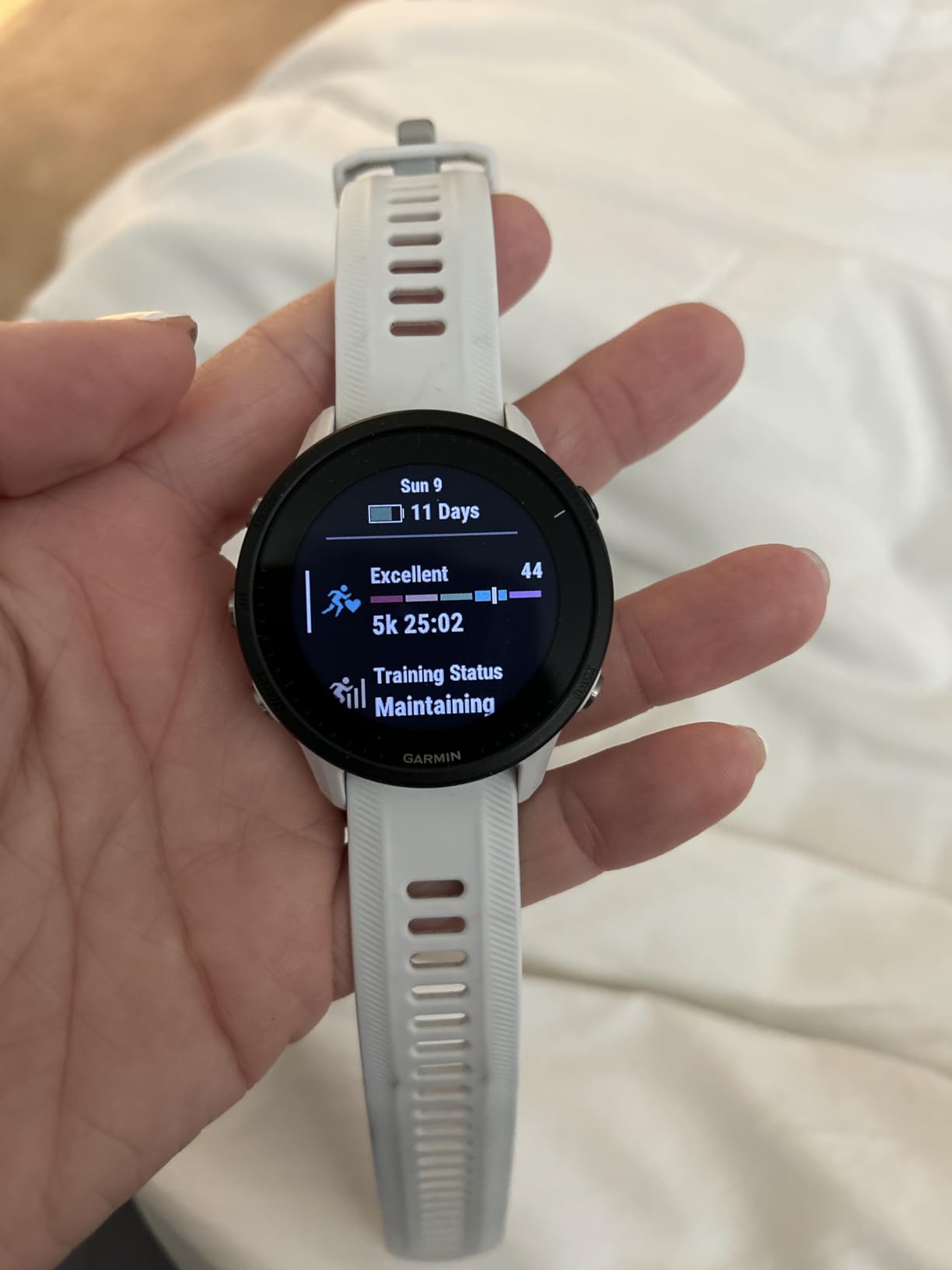 Forerunner® 955, GPS Running Smartwatch, Tailored to Triathletes, Long-Lasting Battery, Whitestone customer photo 2