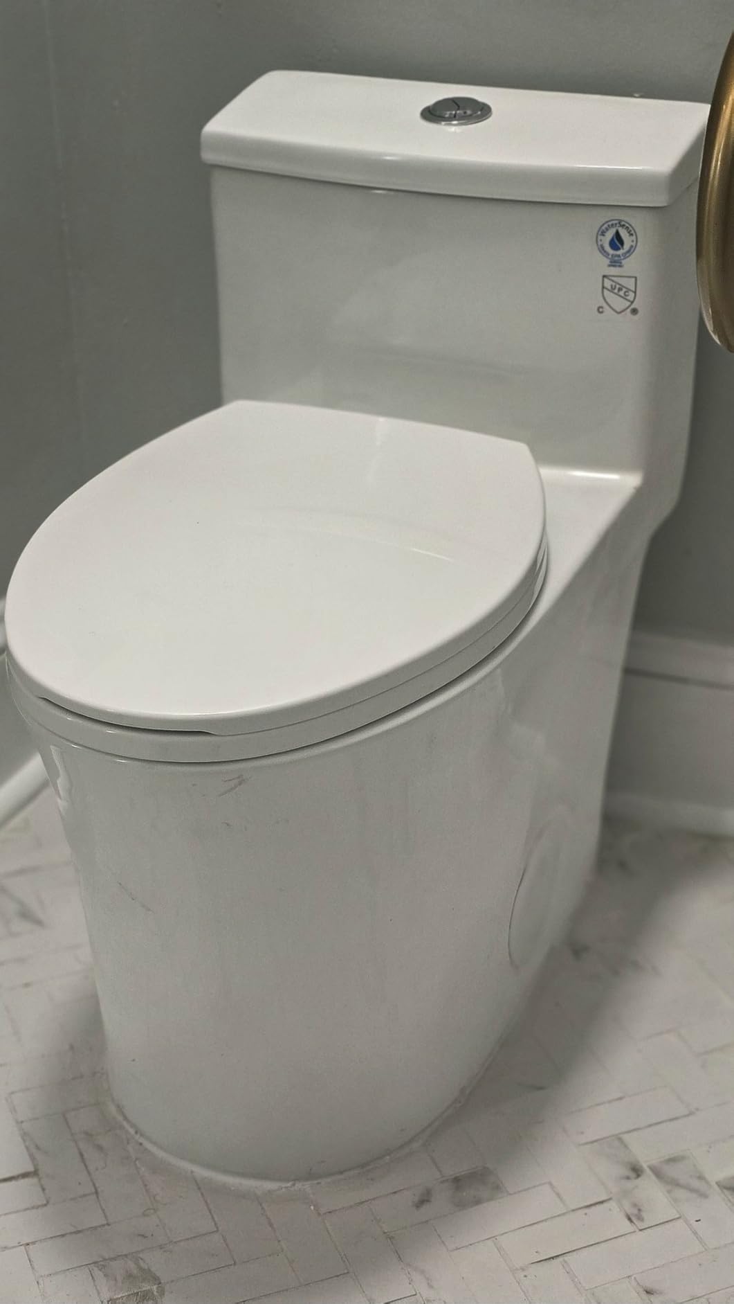 HOROW T0338W Compact One Piece Toilet, ADA Chair Height 17.3