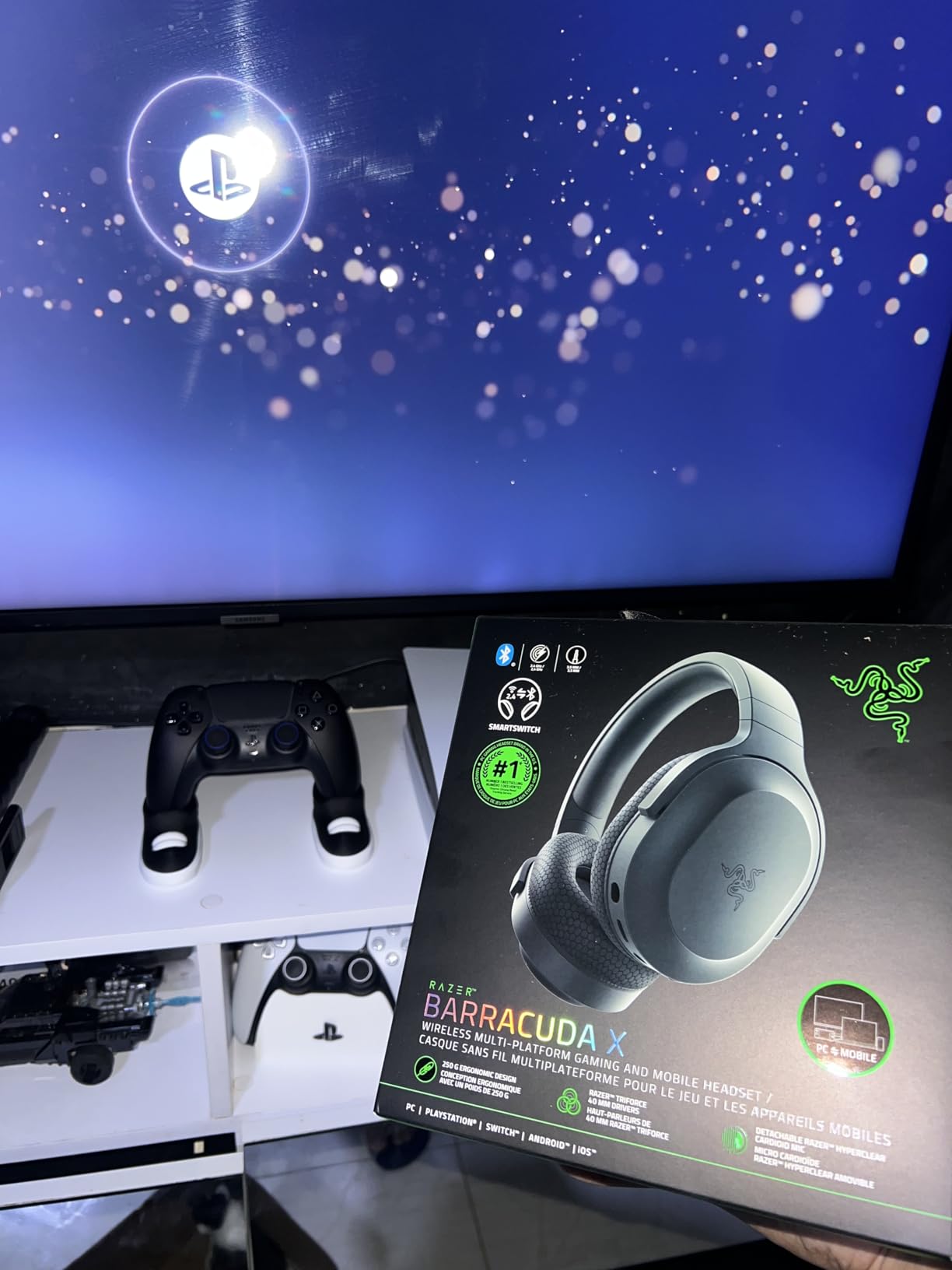 Razer Barracuda X Wireless Gaming & Mobile Headset (PC, PlayStation, Switch 2, Android, iOS): 2.4GHz Wireless + Bluetooth - Lightweight - 40mm Drivers - 50 Hr Battery customer photo 1