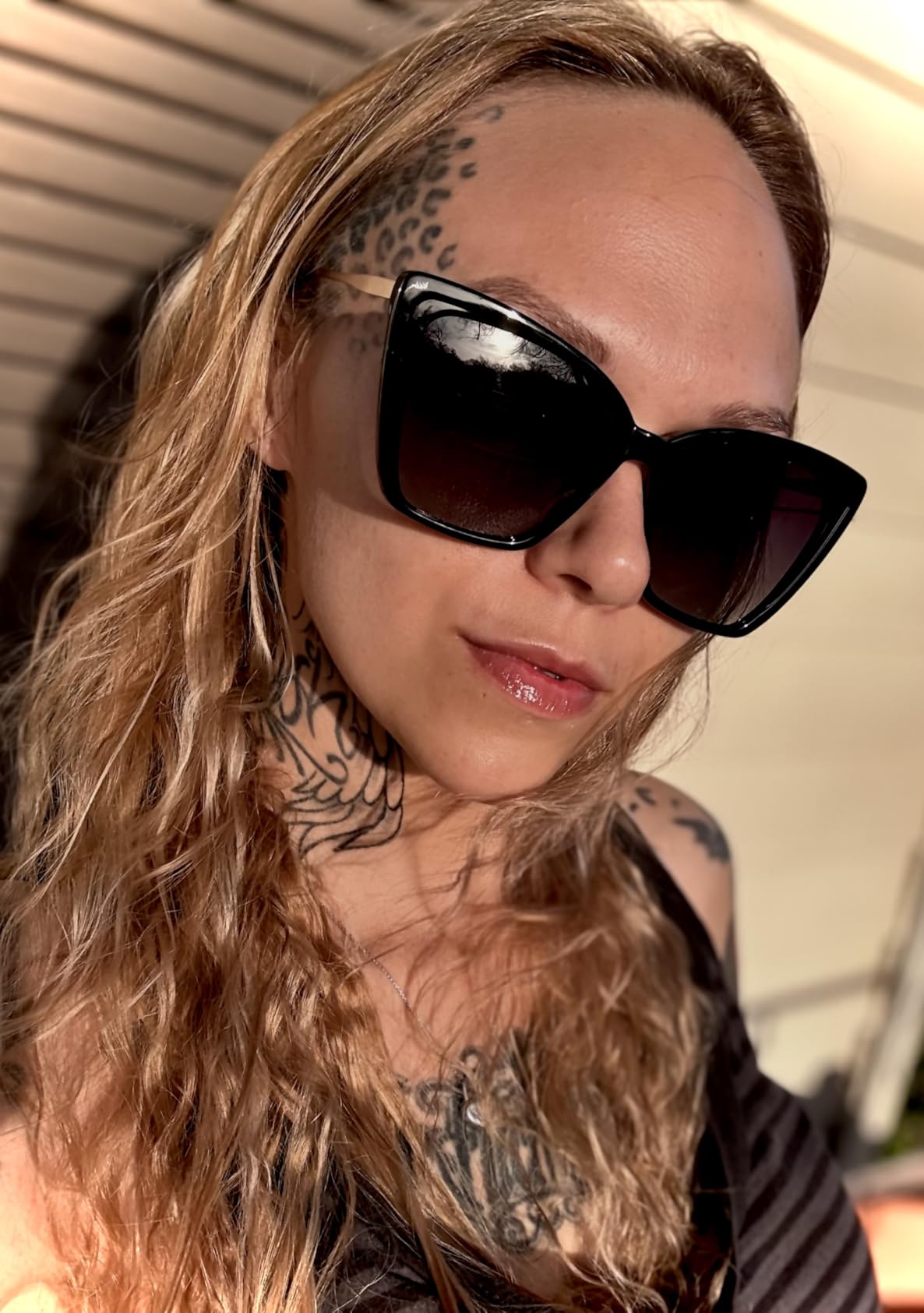 Trendy Polarized Sunglasses For Women Retro Womens Oversized Square Cat Eye Sun Glasses UV Protection SJ2206 customer photo 1