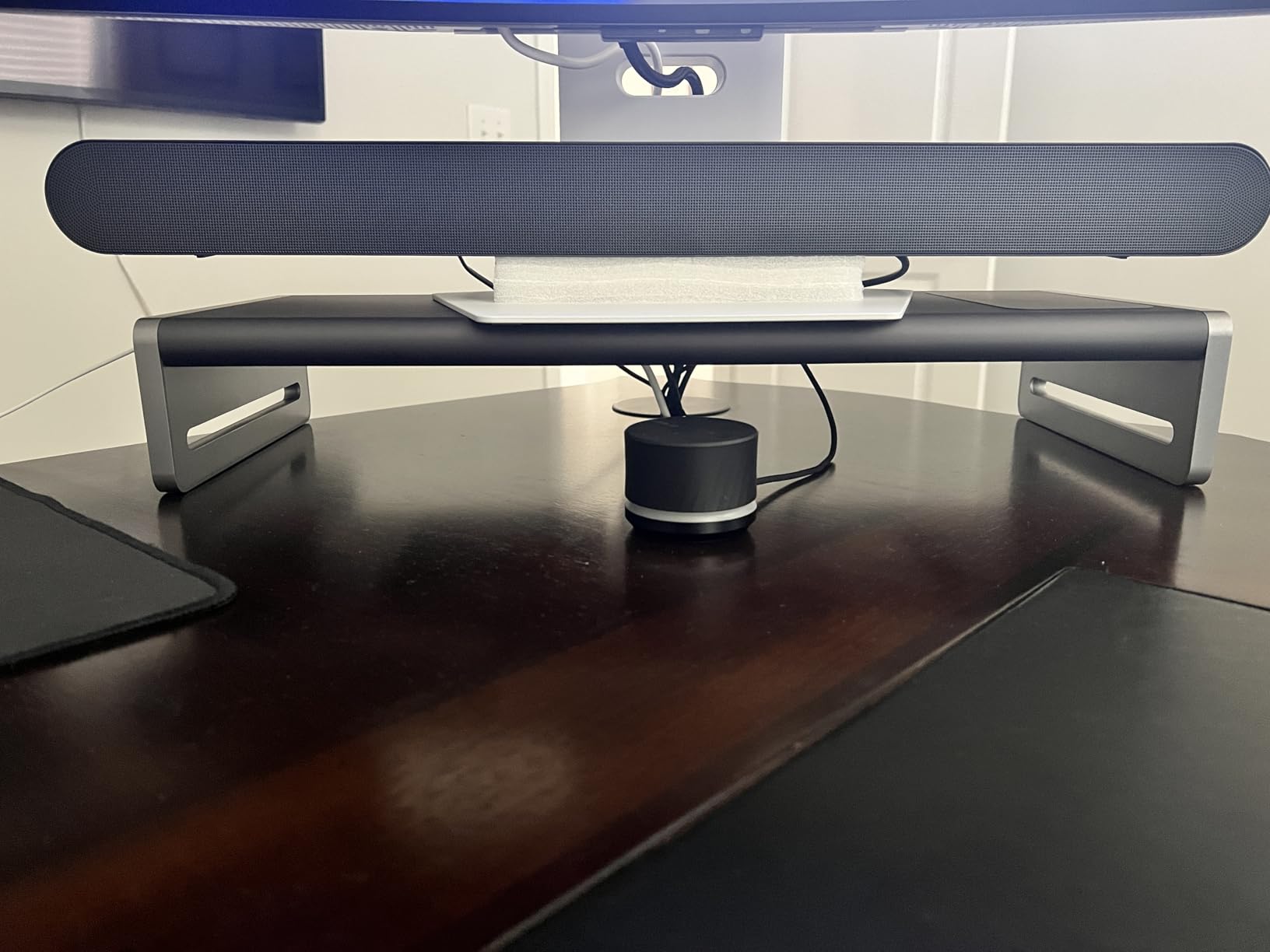 Samsung HW-S50B/ZA 3.0ch All-in-One Soundbar w/Dolby 5.1, DTS Virtual:X, Q Symphony, Built in Center Speaker, Adaptive Sound Lite, Bluetooth Multi Connection, 2022 Black customer photo 1