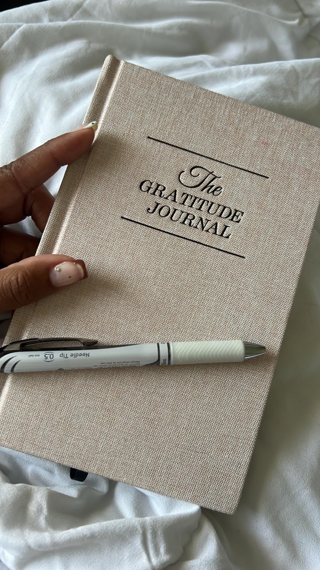 The Gratitude Journal, Manifestation Journal, Daily Journal with Prompts for Affirmation, Happiness, Mindfulness, Positivity, Wellness customer photo 1