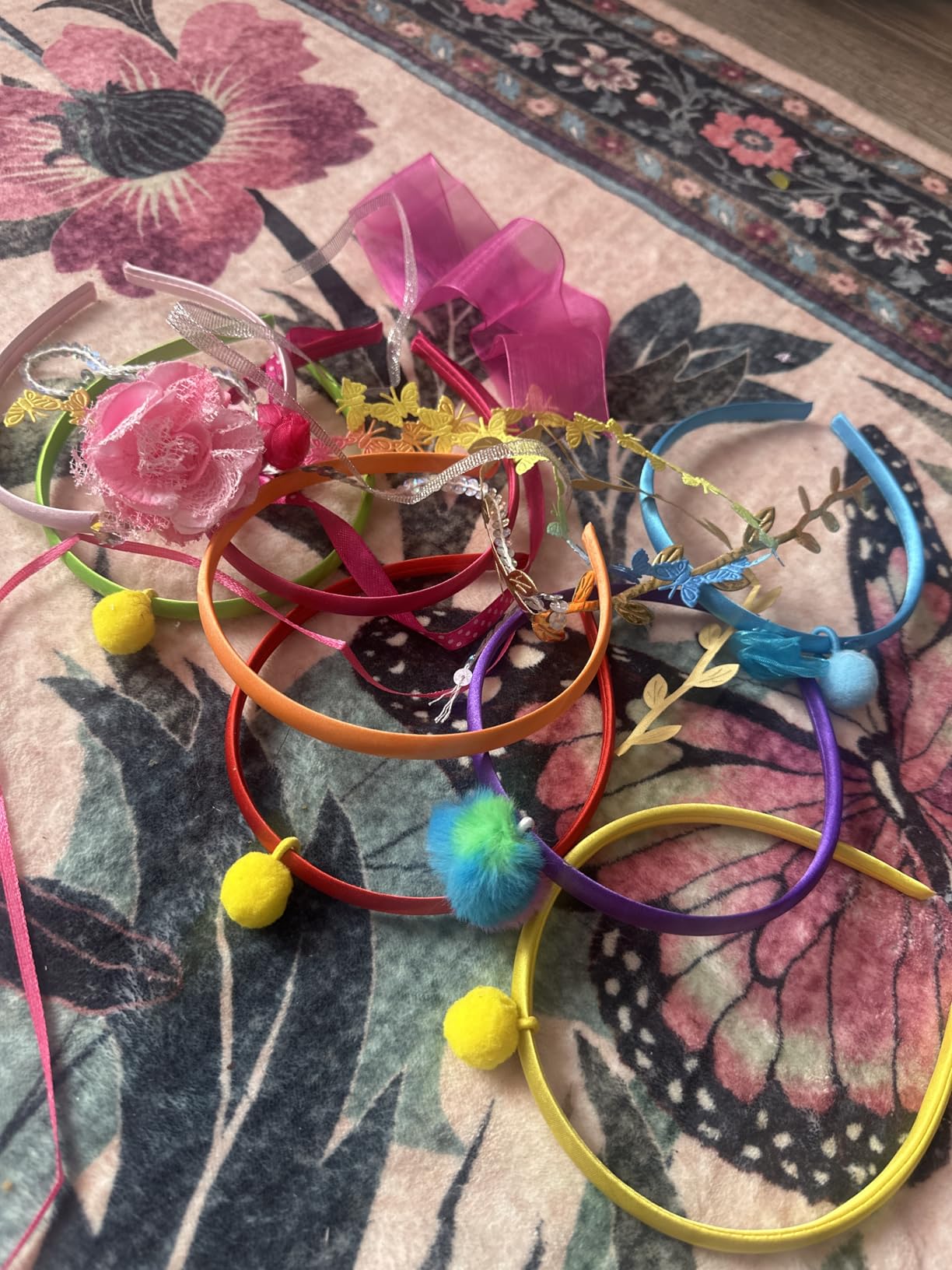 Pretty Me Headband Making Kit for Girls - Arts & Crafts Easter Gift - Make Your Own Fashion Headbands for Kids - DIY Hair Accessories - Gift for Ages 5-12 Year Old Girl customer photo 2