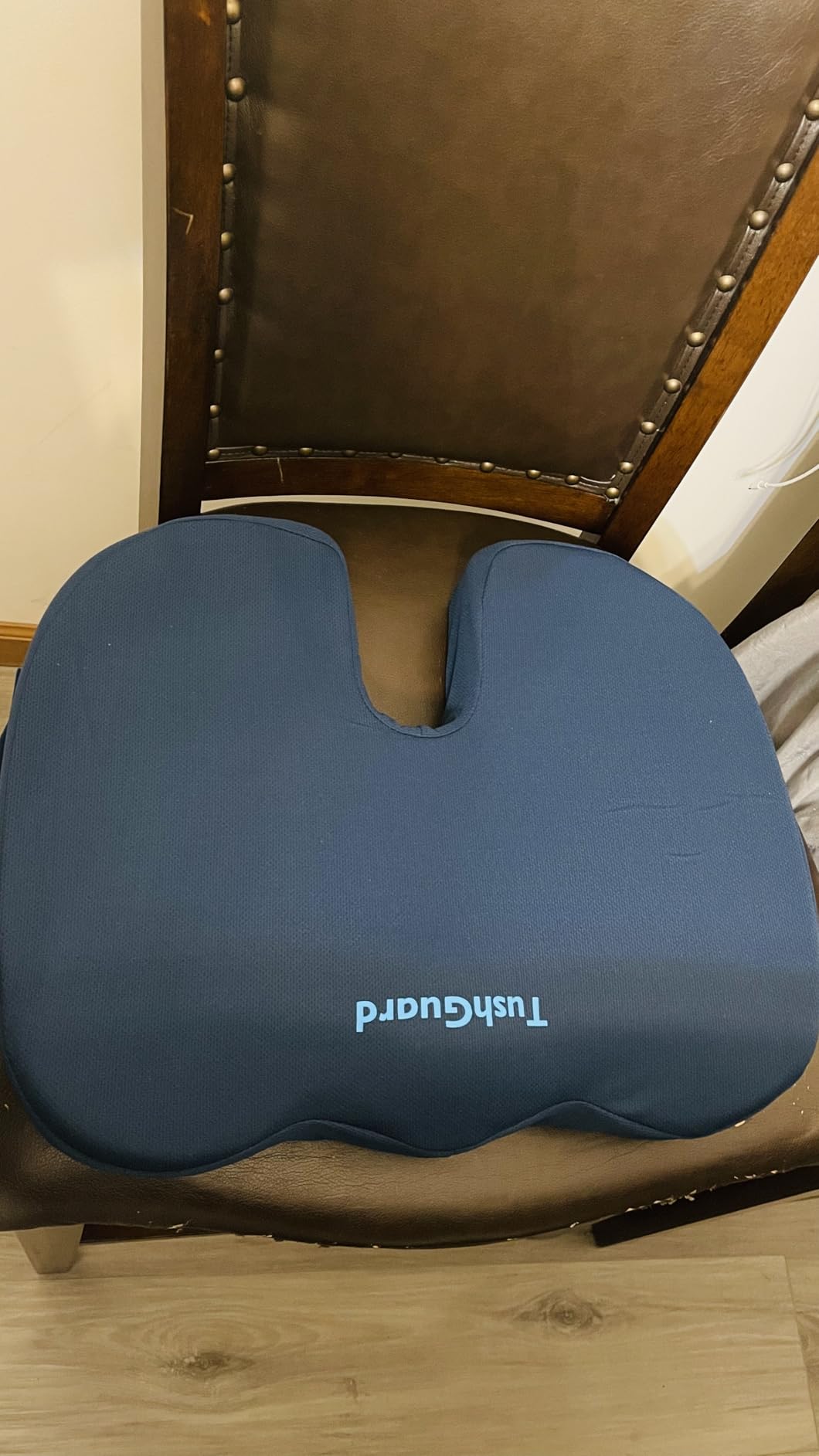 TushGuard Seat Cushion for Office Chair Memory Foam Non-Slip Desk Seat Cushion Back, Coccyx, Sciatica, Tailbone Pain Relief Butt Pillow for Office Chair, Car, Wheelchair, Black customer photo 1