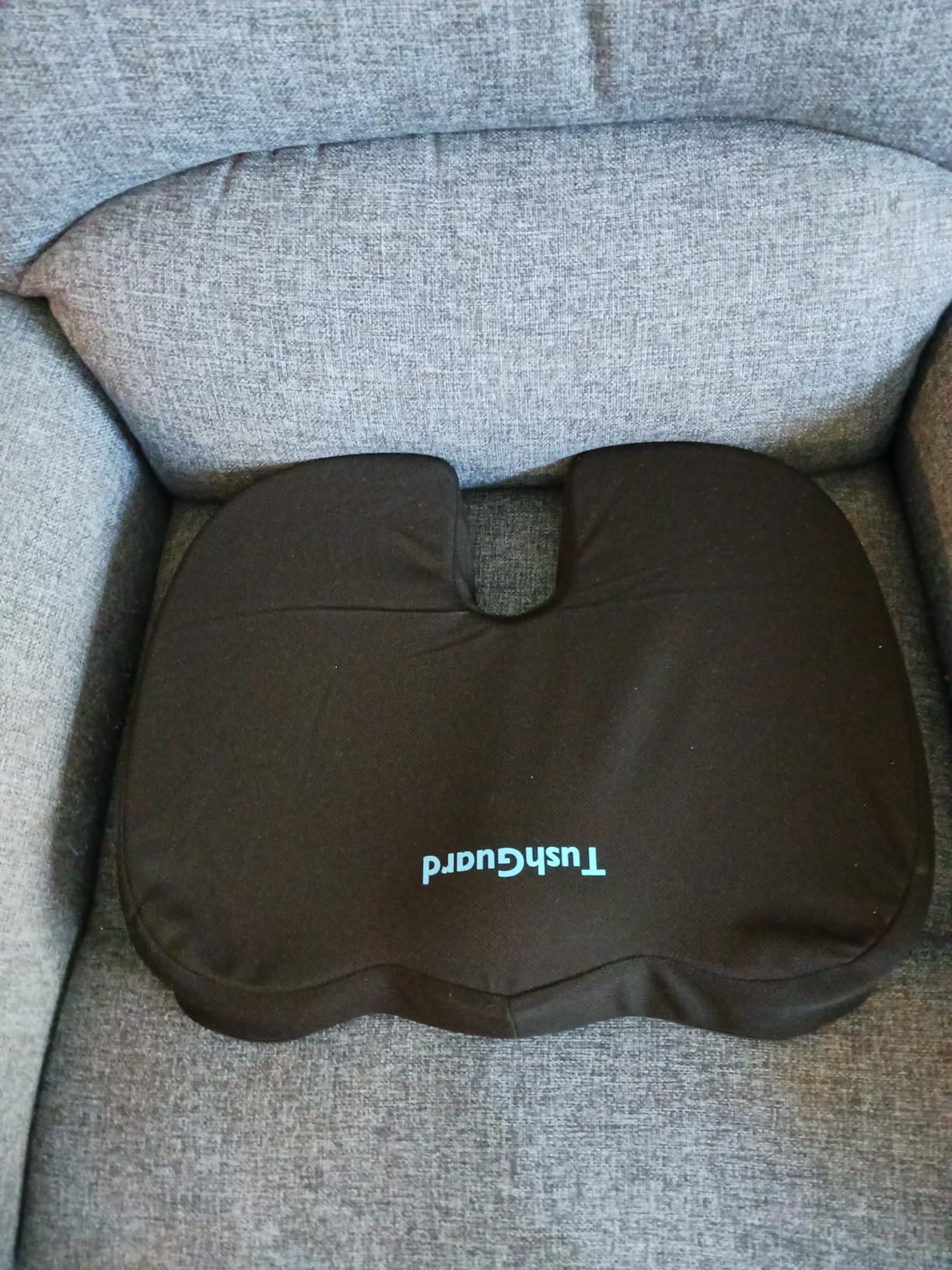 TushGuard Seat Cushion for Office Chair Memory Foam Non-Slip Desk Seat Cushion Back, Coccyx, Sciatica, Tailbone Pain Relief Butt Pillow for Office Chair, Car, Wheelchair, Black customer photo 2