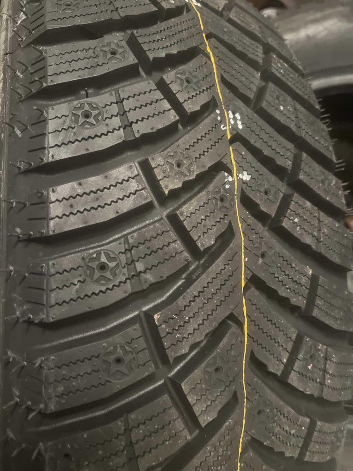 NEXEN Winguard Winspike 3 Winter Tire - 215/55R17 98T customer photo 1
