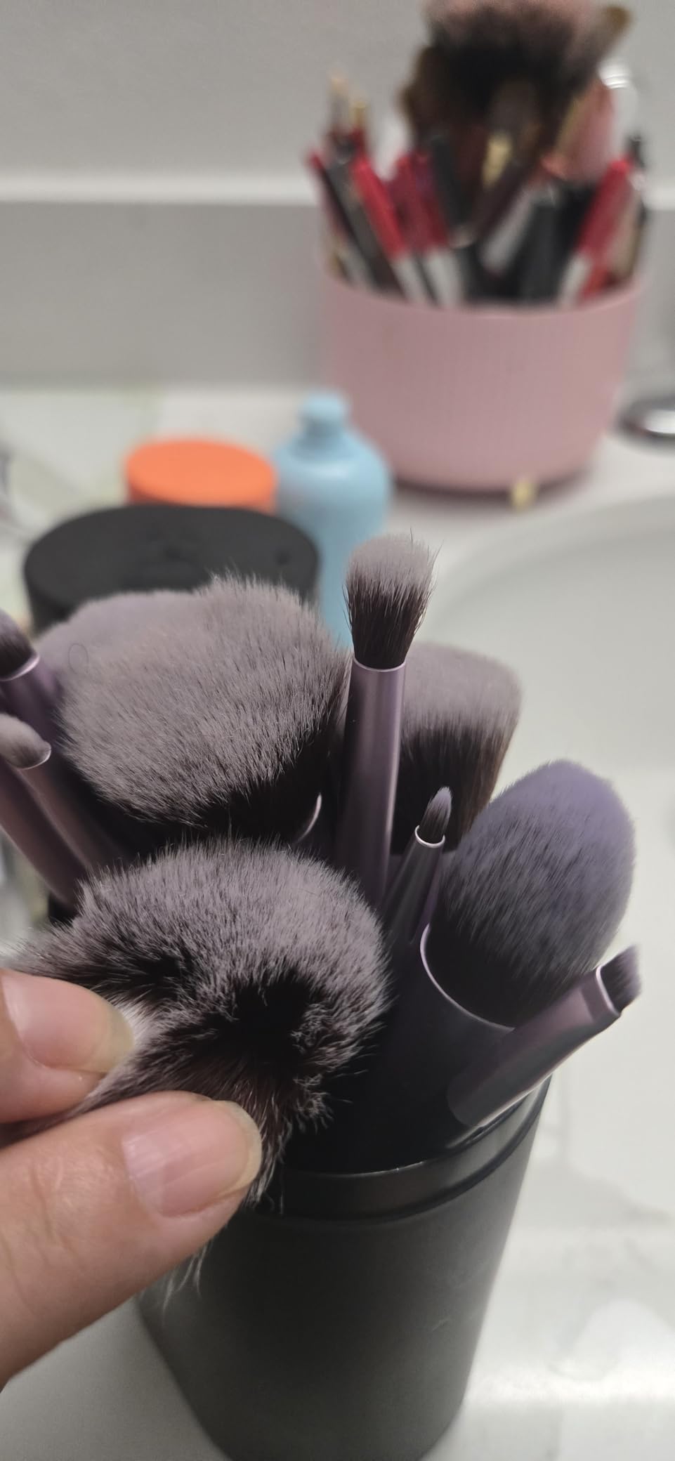 BS-MALL Makeup Brushes Premium Synthetic Foundation Powder Concealers Eye Shadows 14 Pcs Purple for Makeup Beginner or Professional with Travel Case customer photo 2